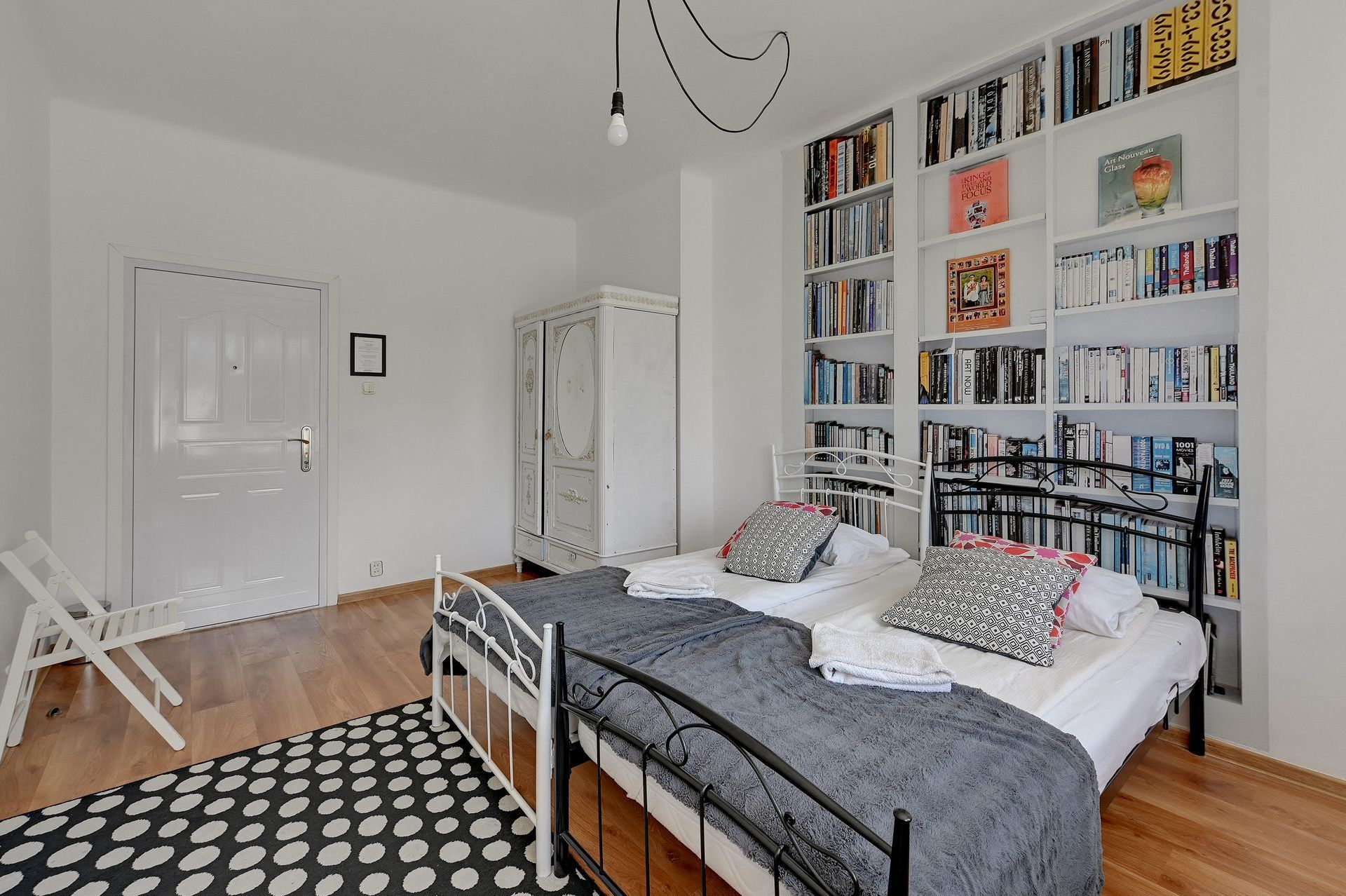 Grand Apartments