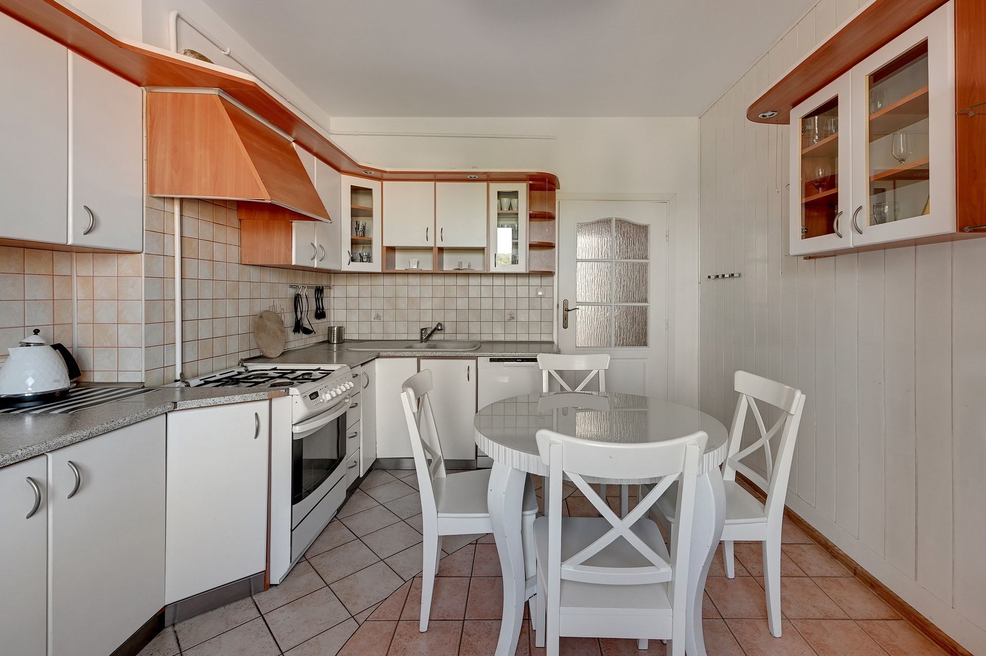 Grand Apartments
