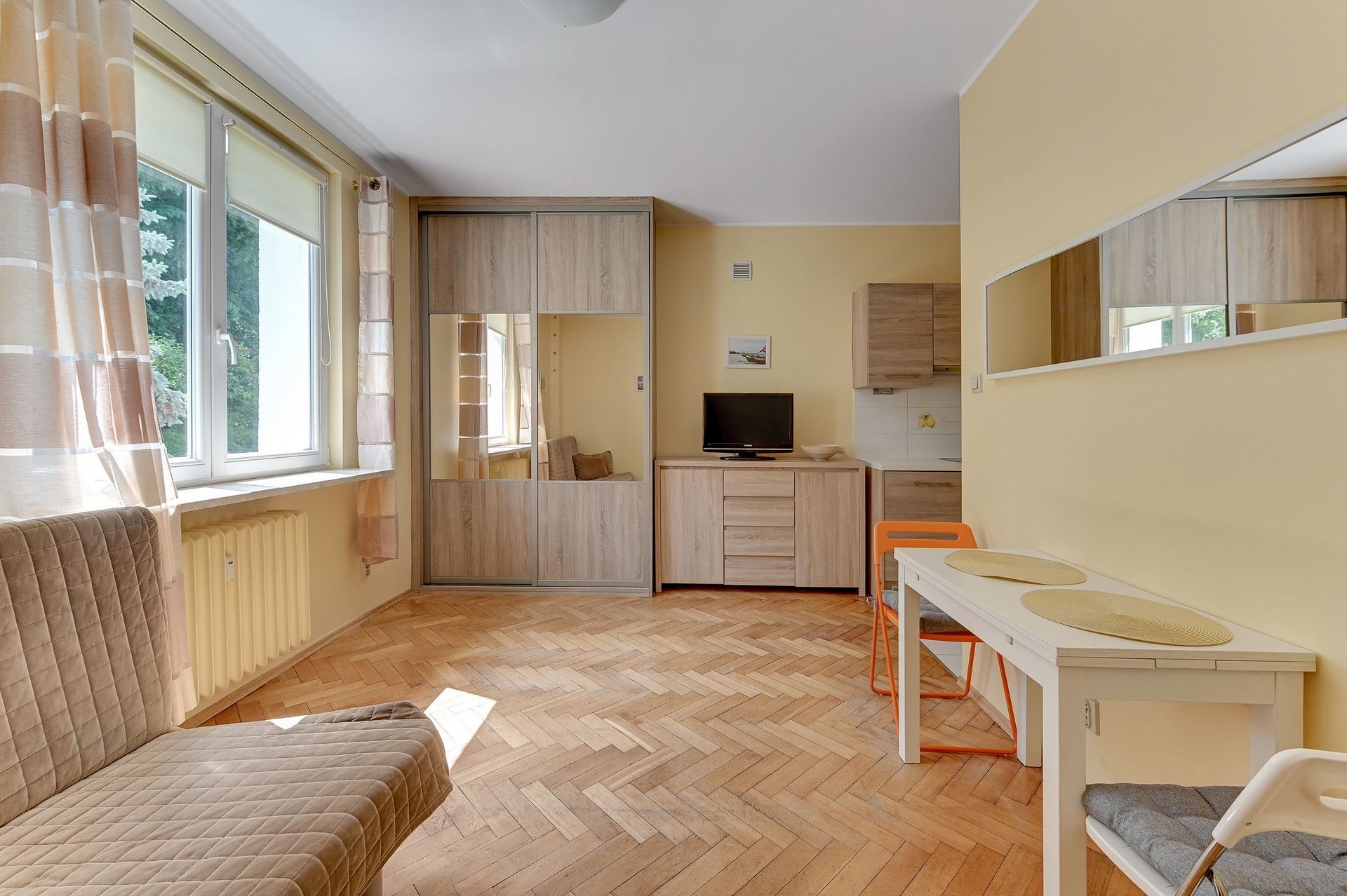 Grand Apartments