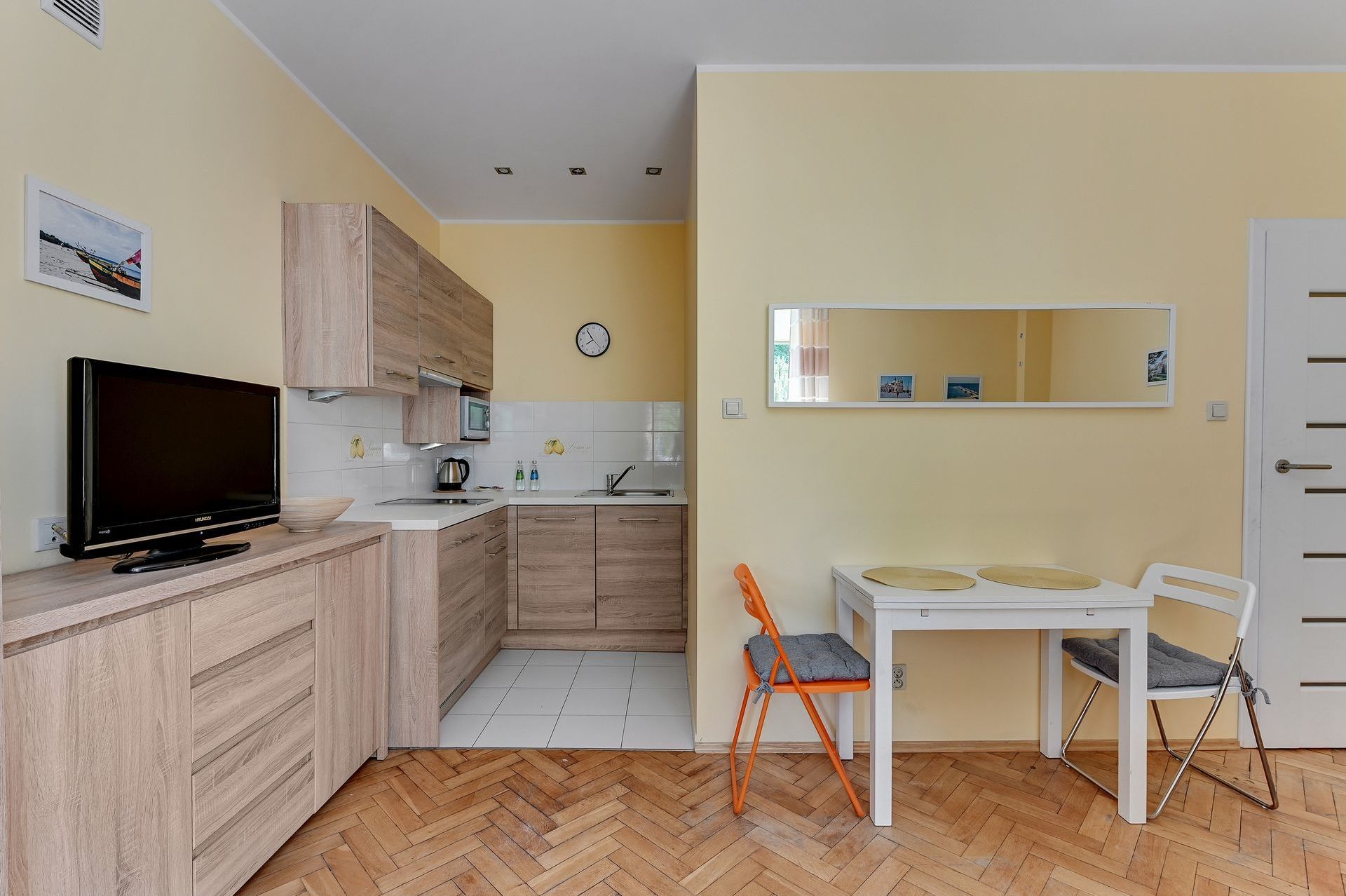 Grand Apartments