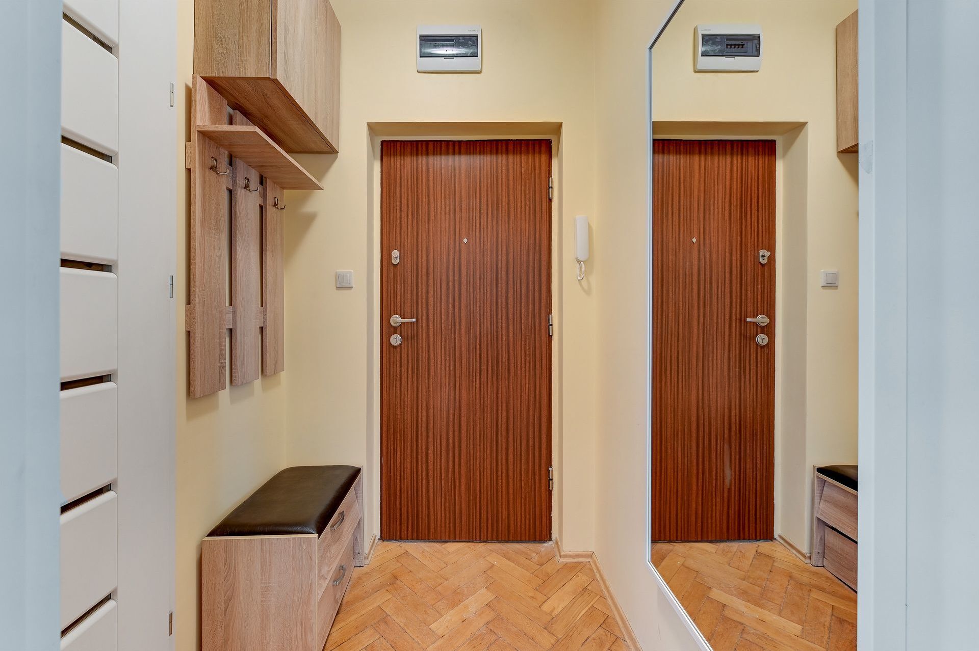 Grand Apartments