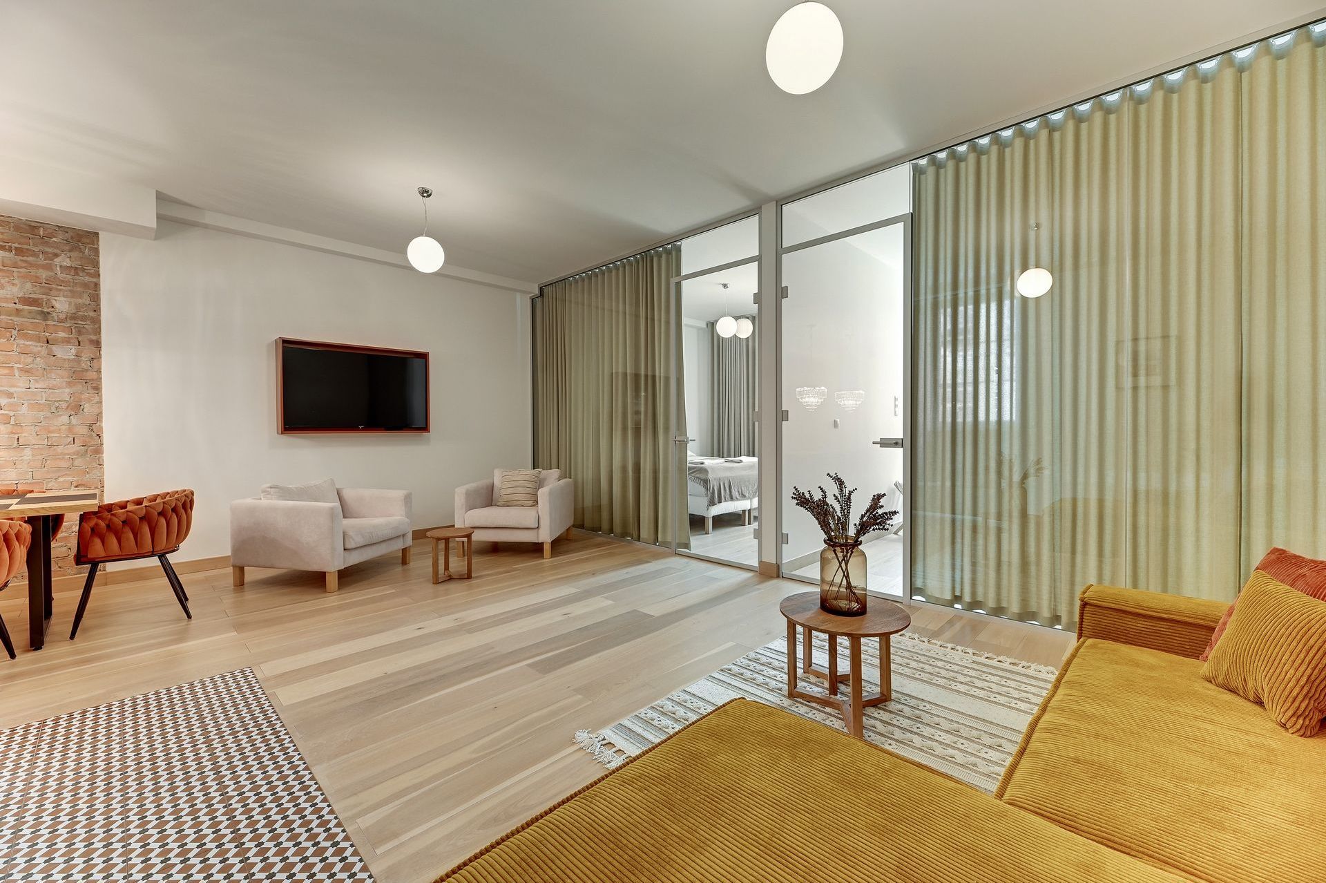 Grand Apartments