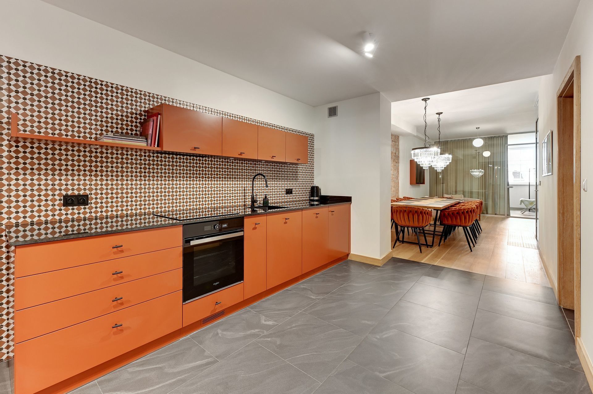 Grand Apartments
