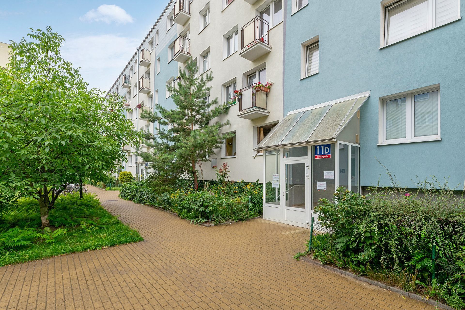 Grand Apartments