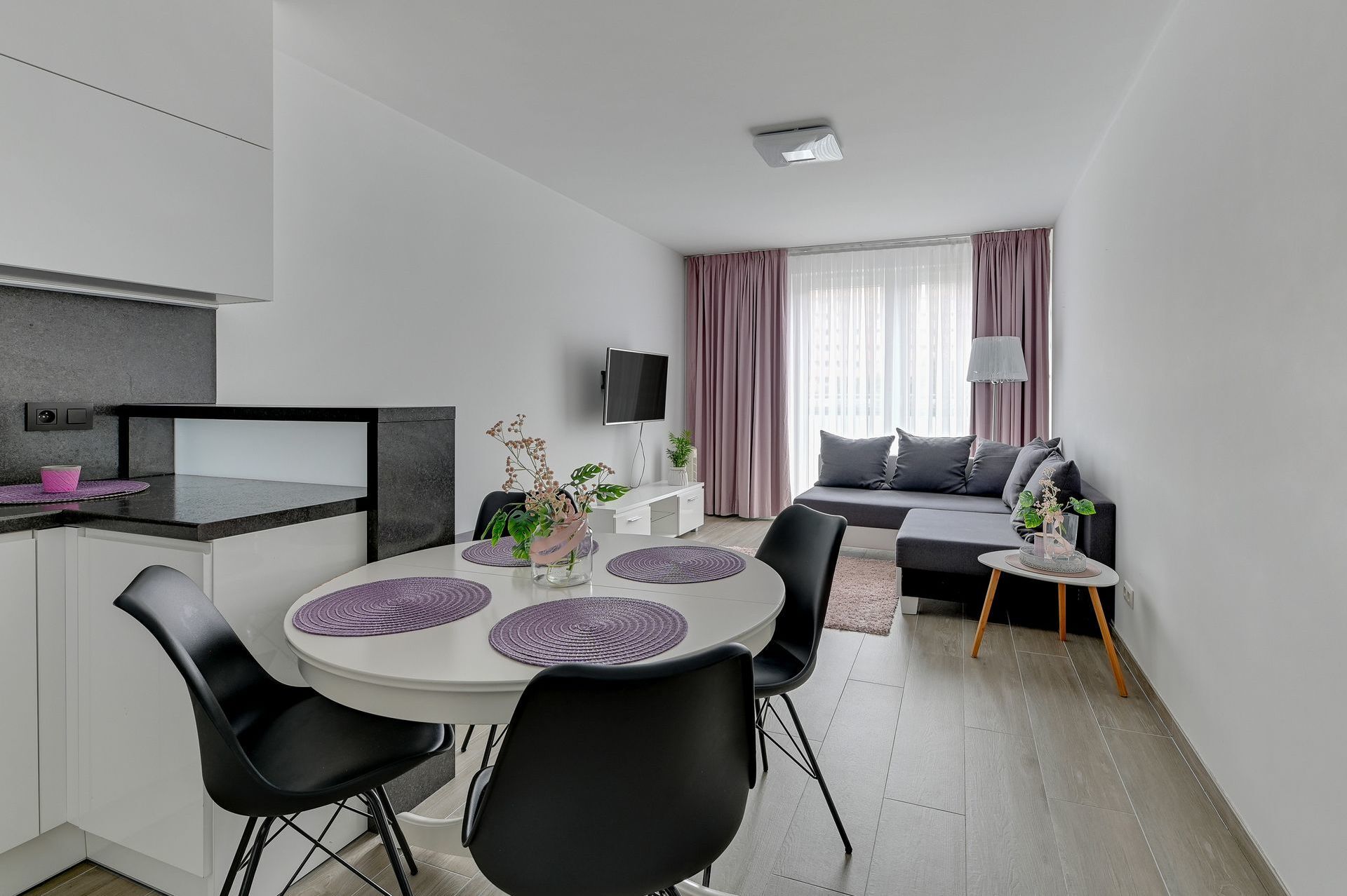 Grand Apartments