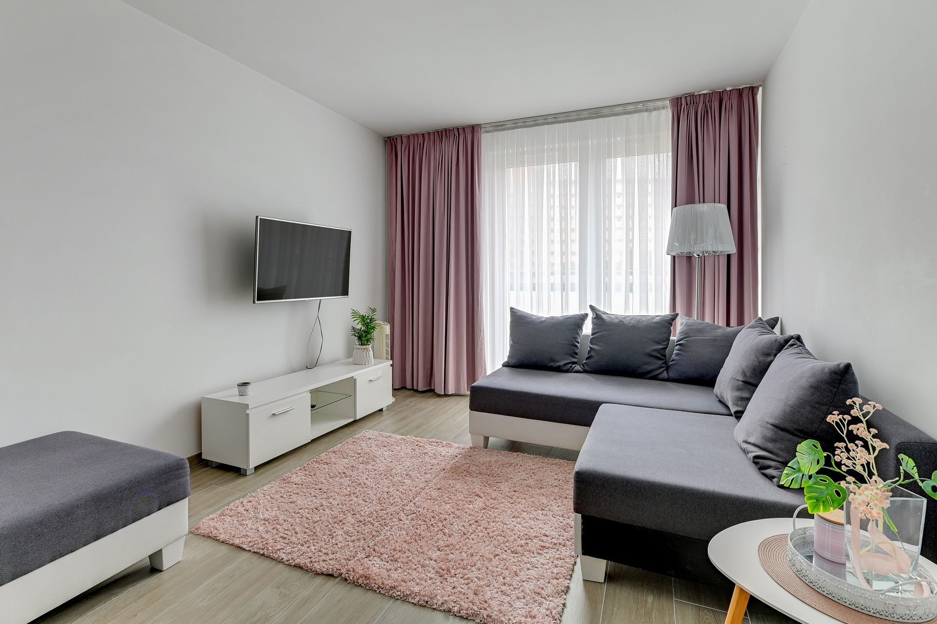 Grand Apartments