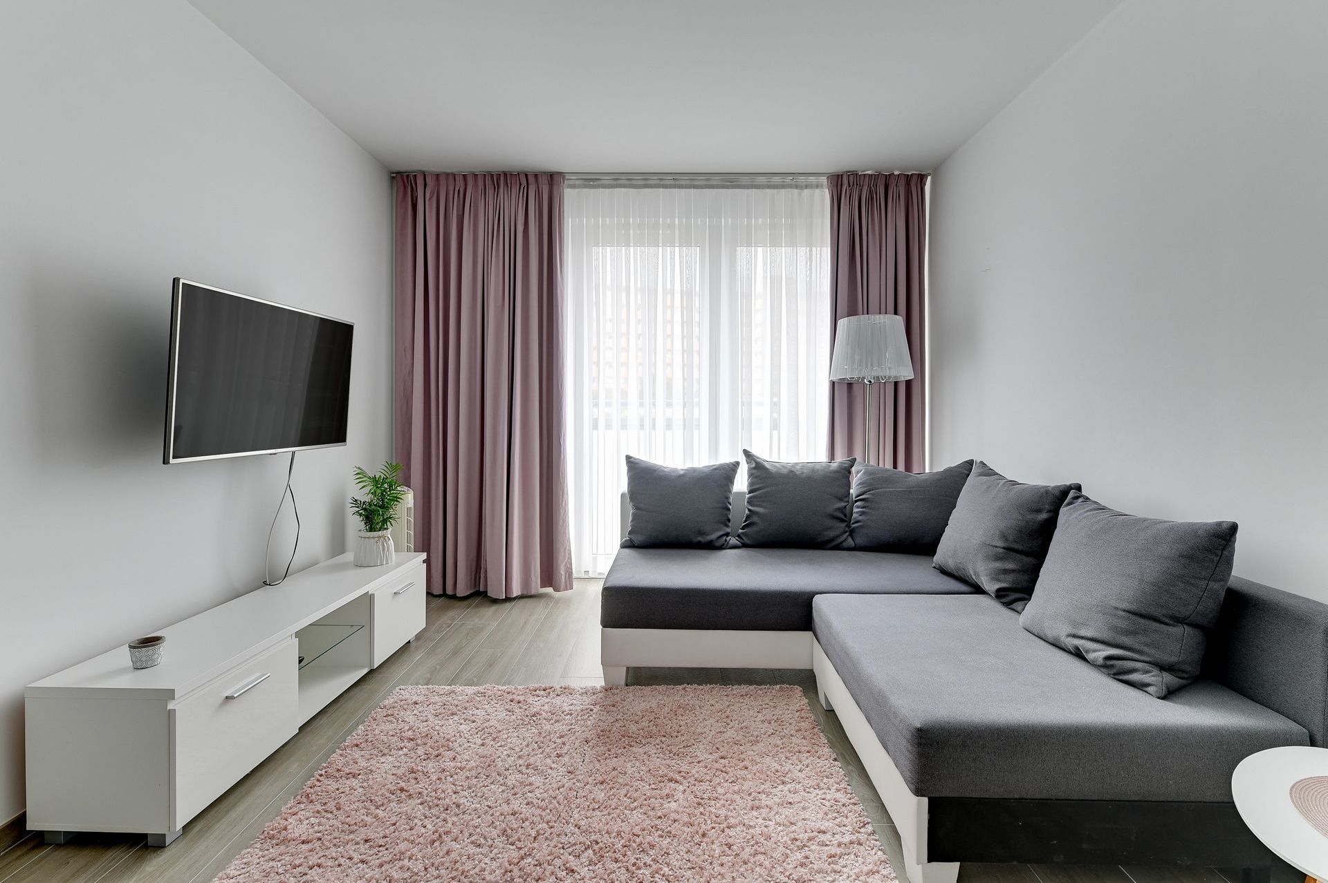 Grand Apartments