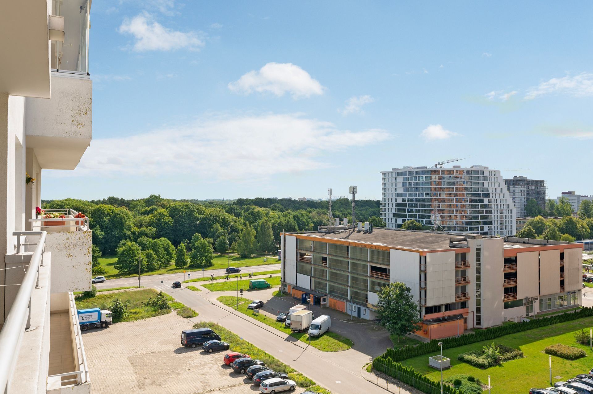 Grand Apartments