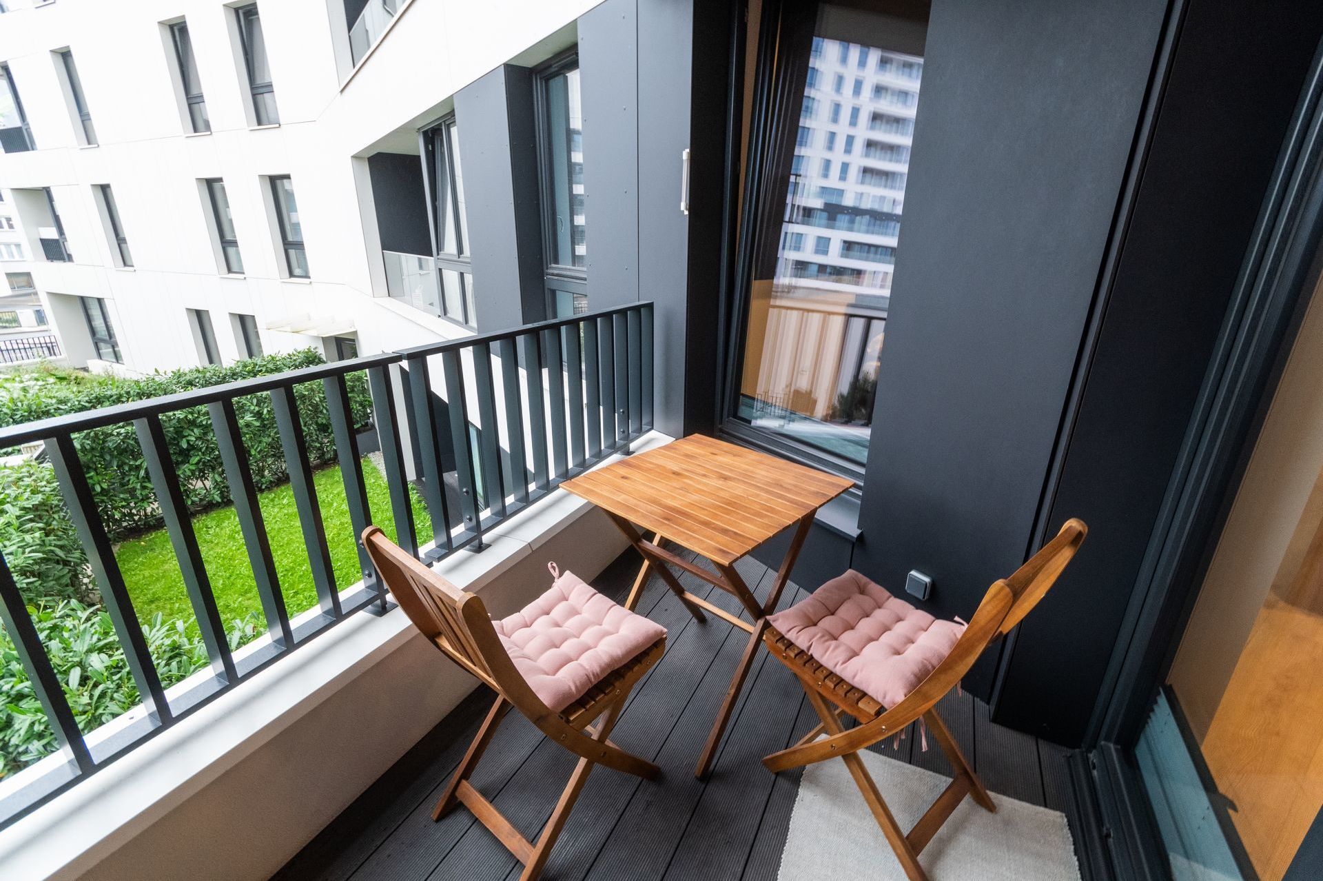 Grand Apartments