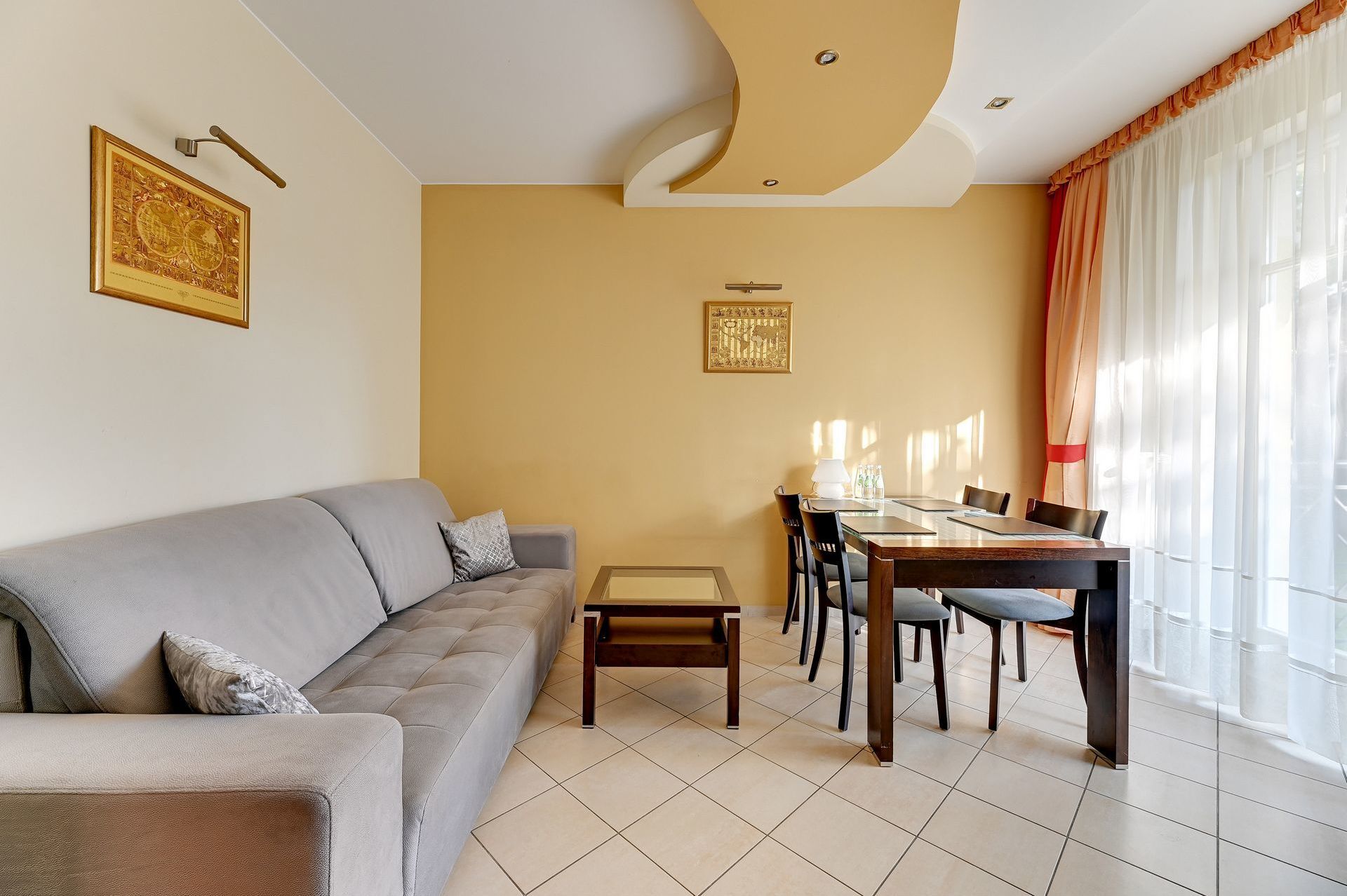 Grand Apartments