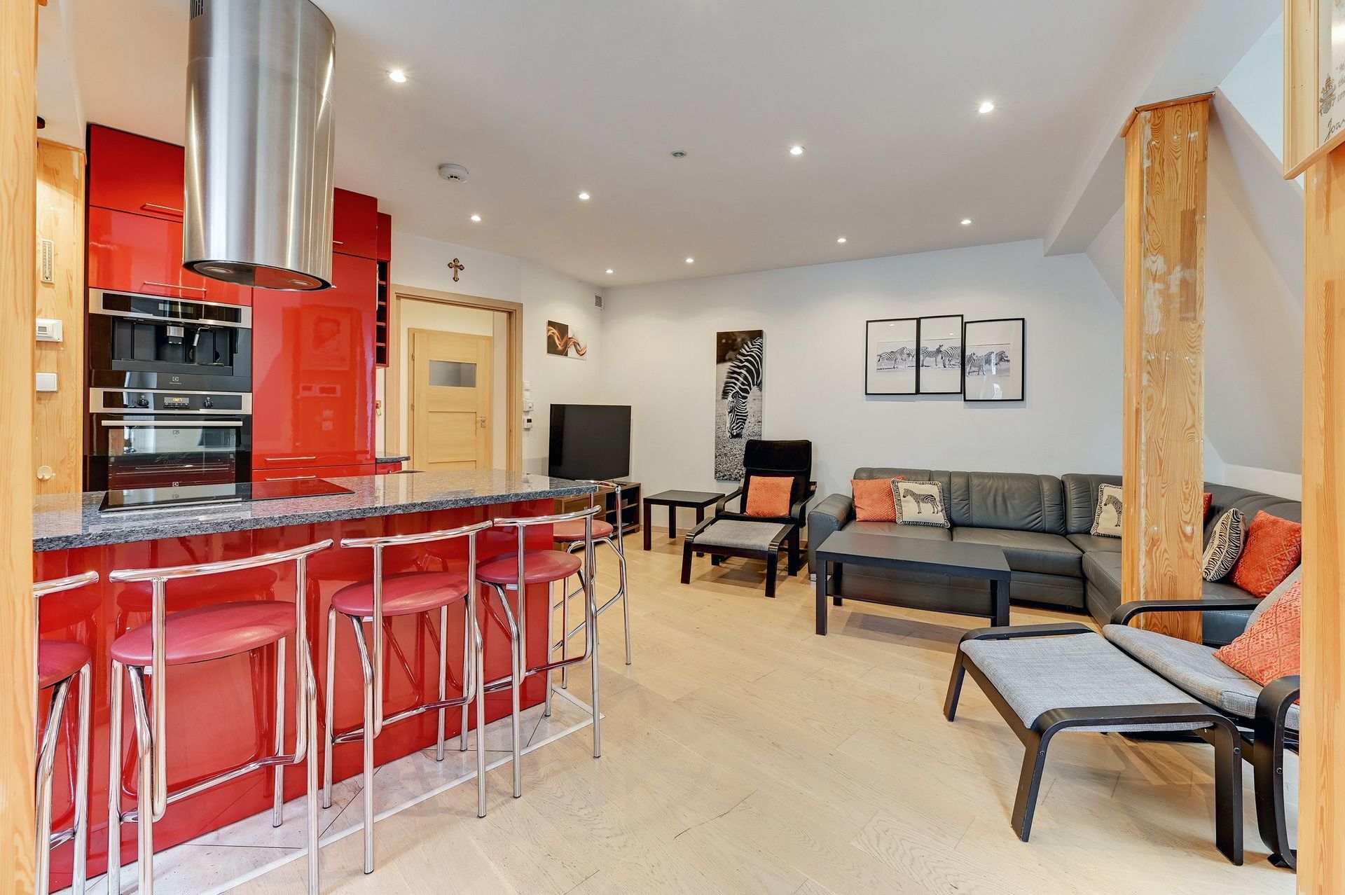 Grand Apartments