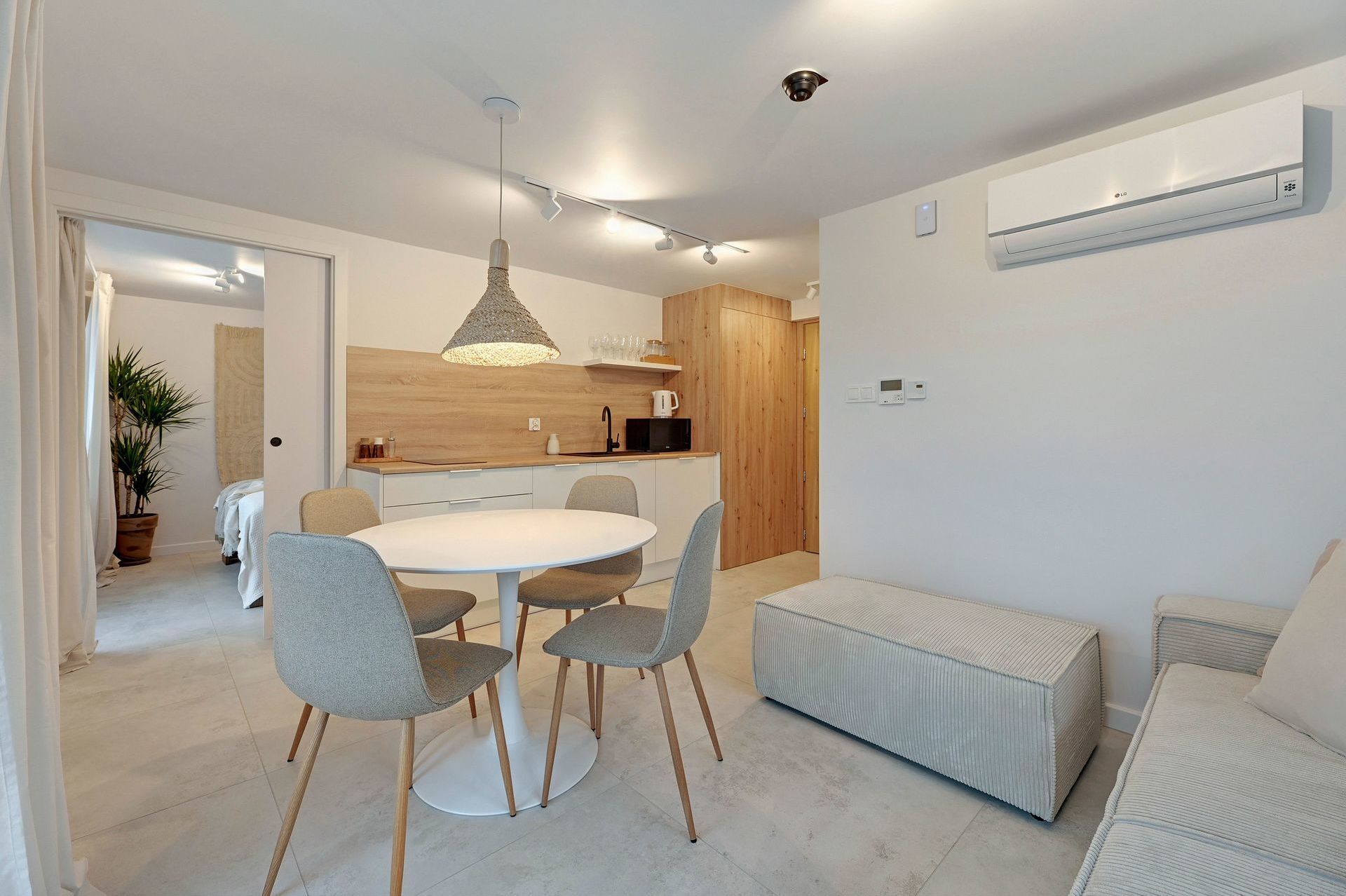 Grand Apartments