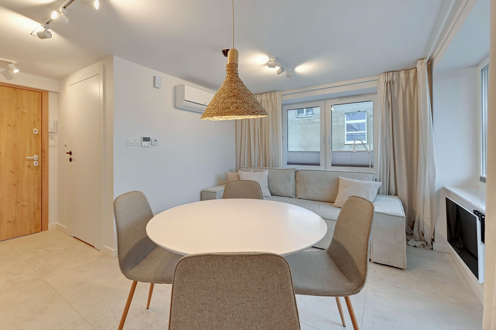 Grand Apartments