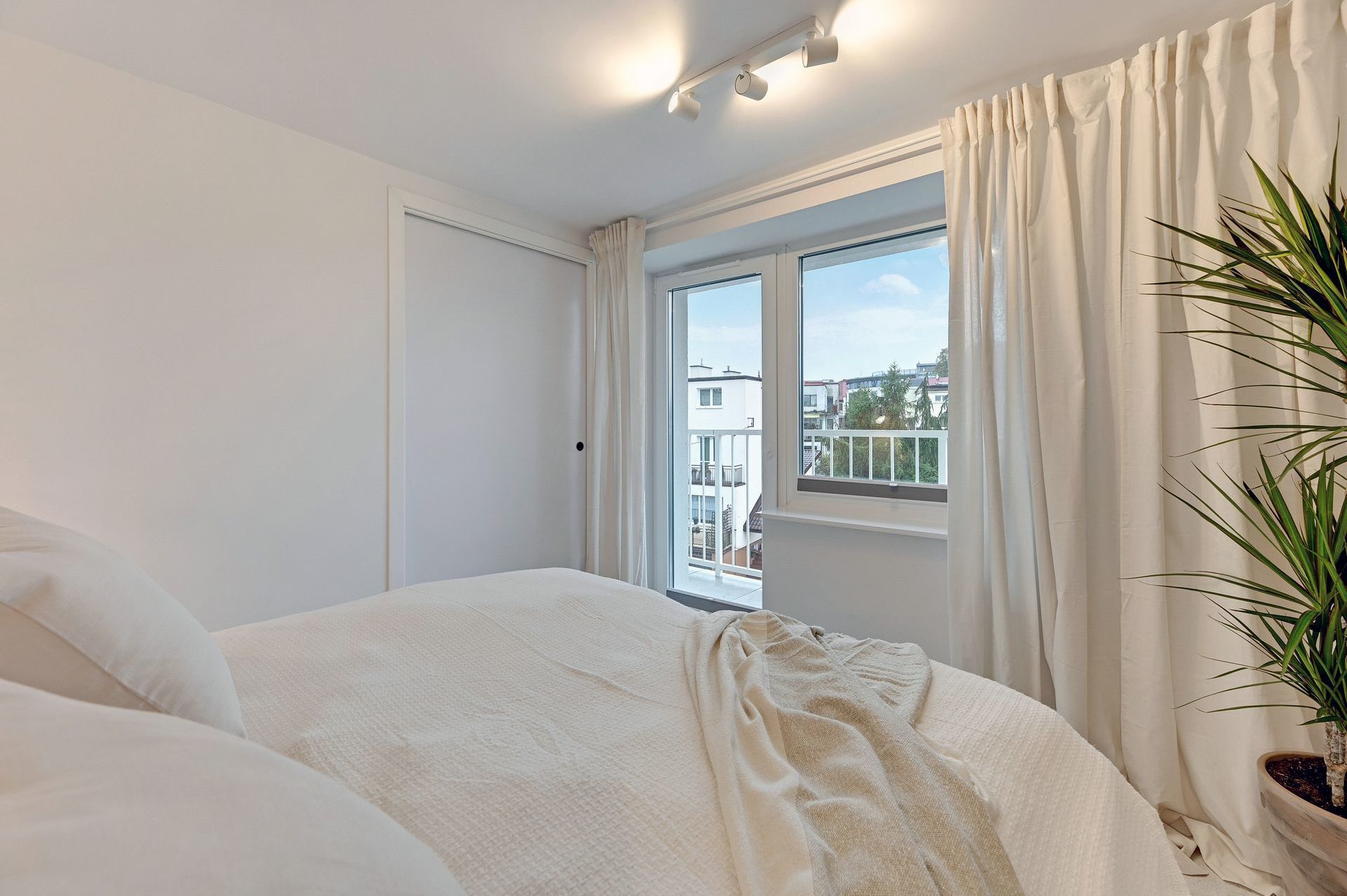 Grand Apartments