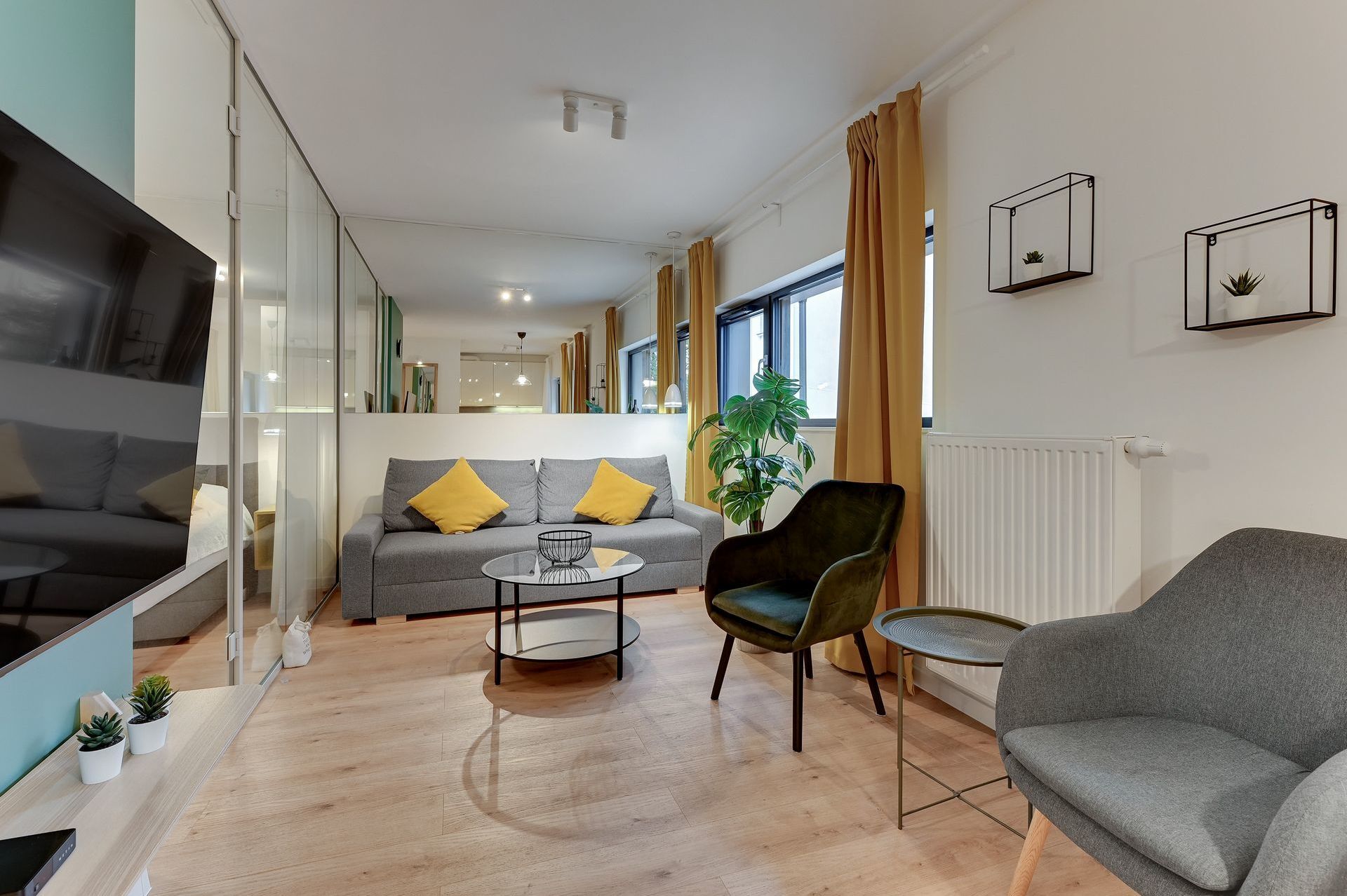 Grand Apartments