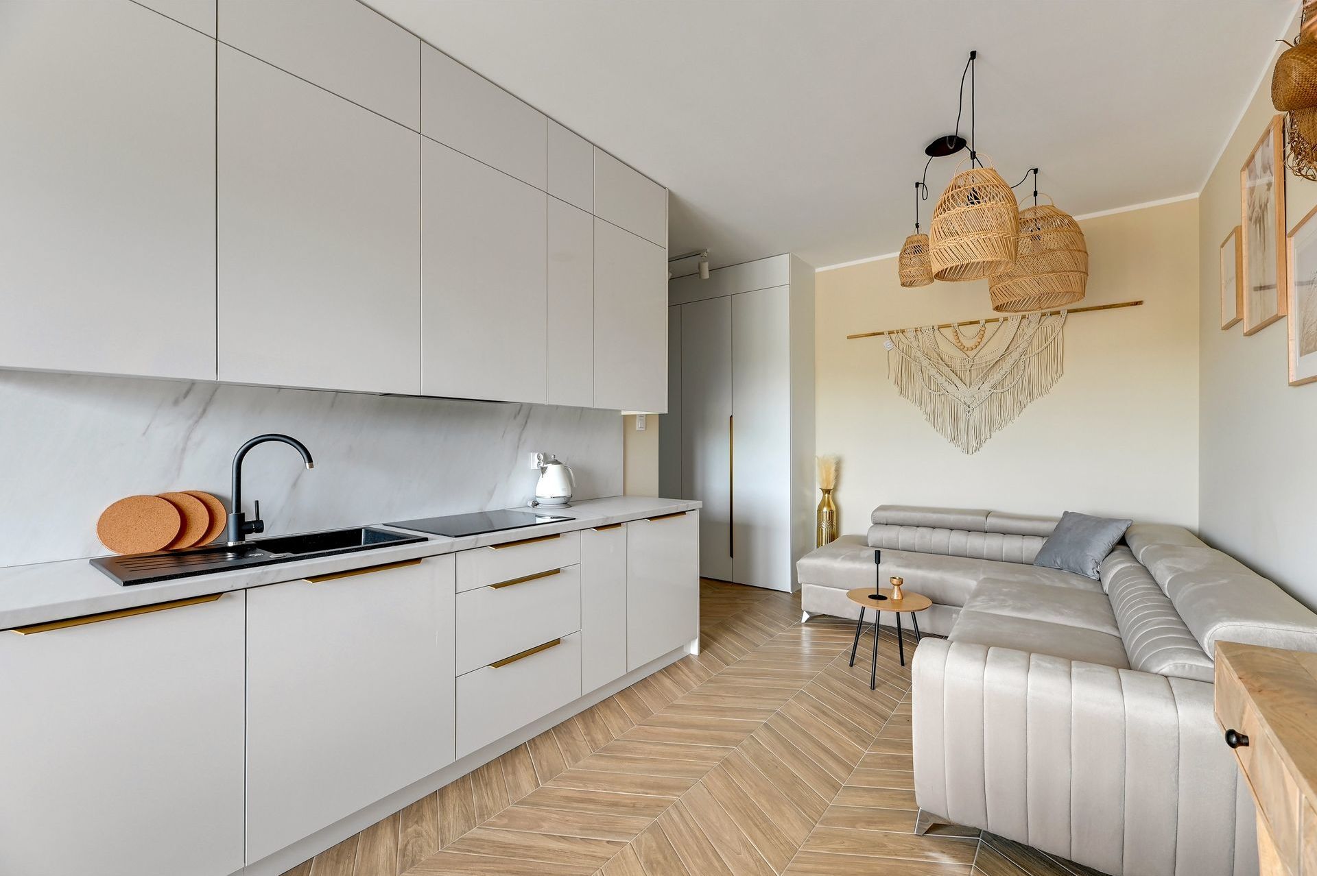 Grand Apartments
