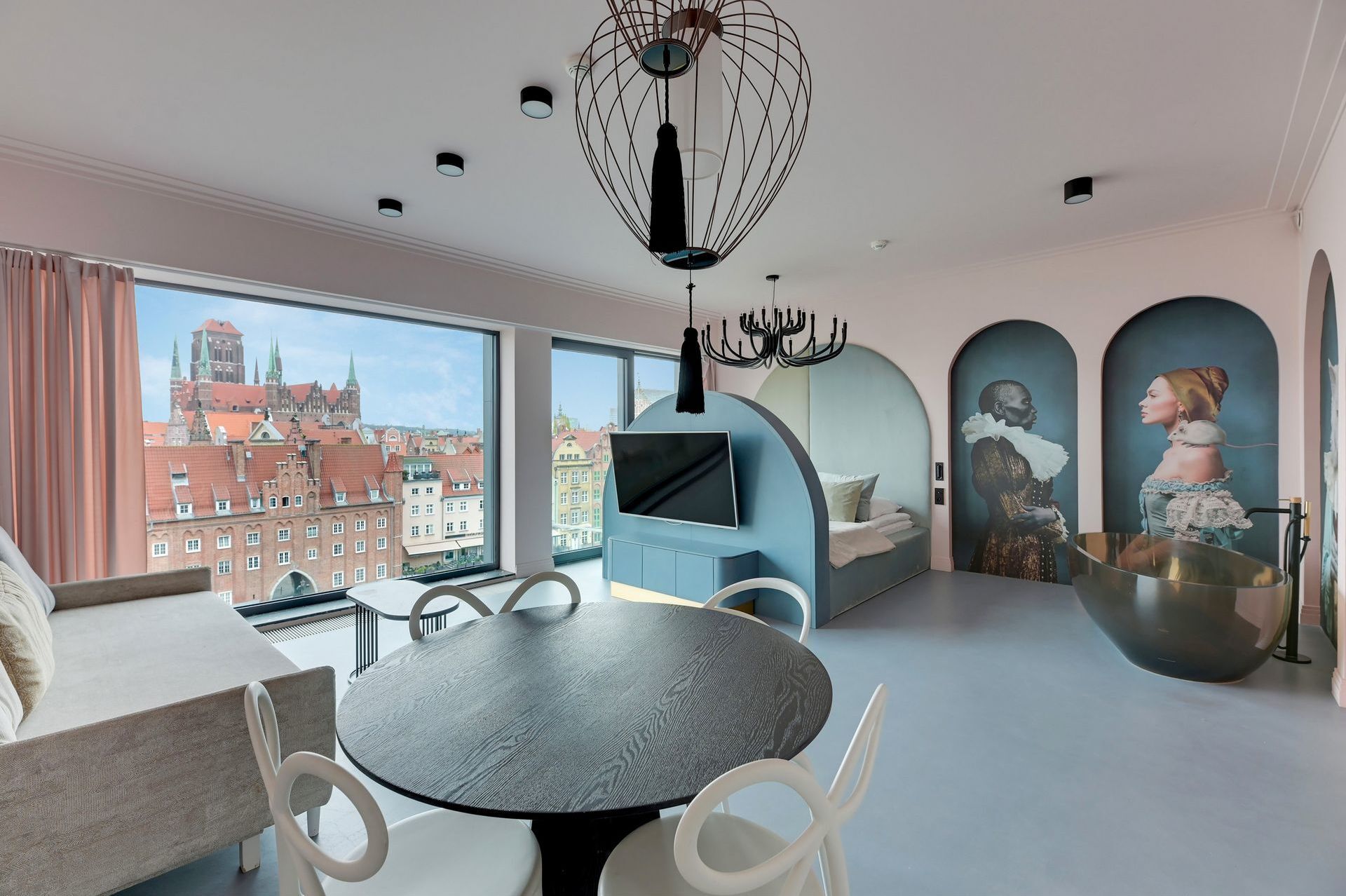 Grand Apartments
