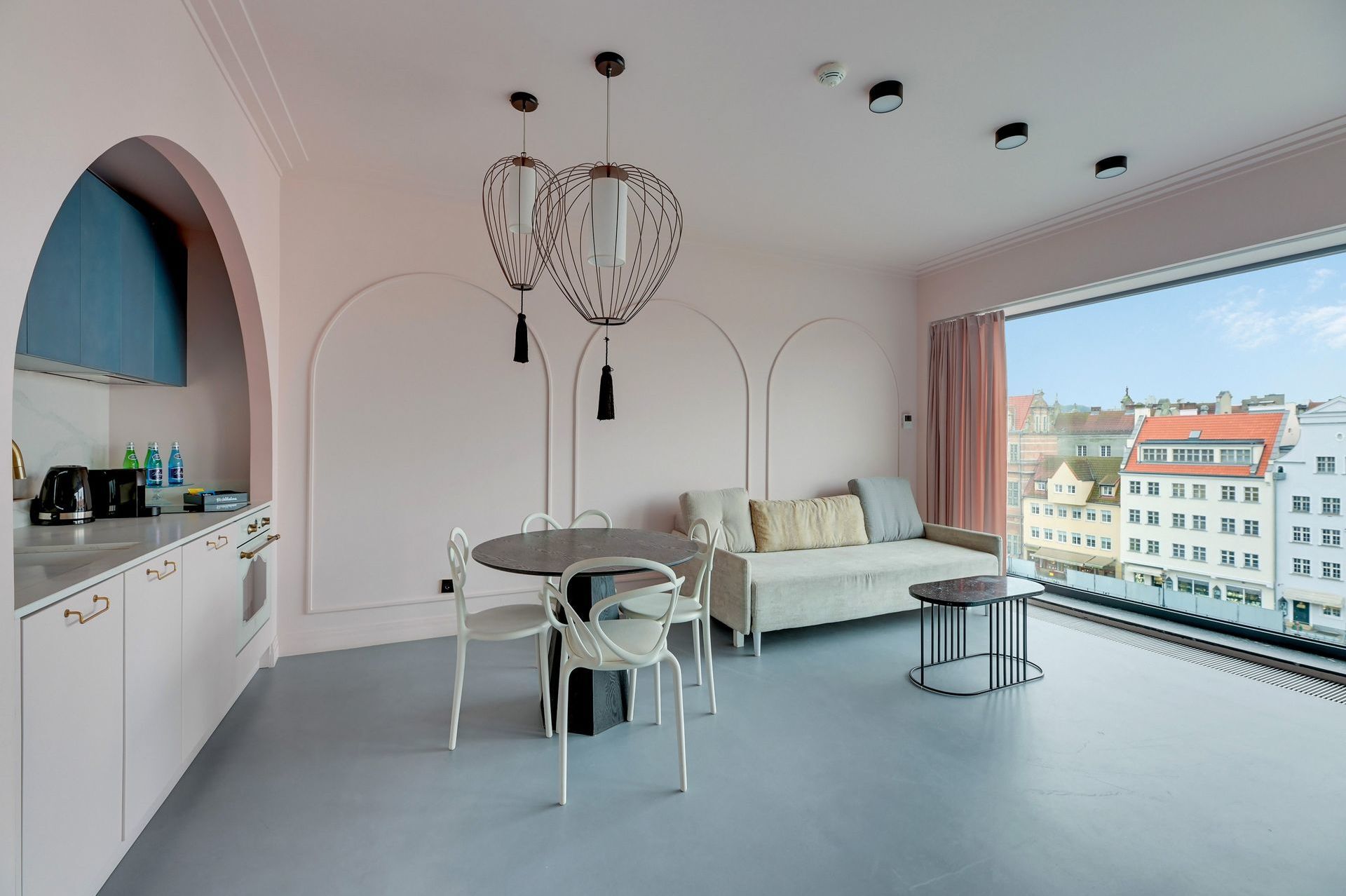Grand Apartments