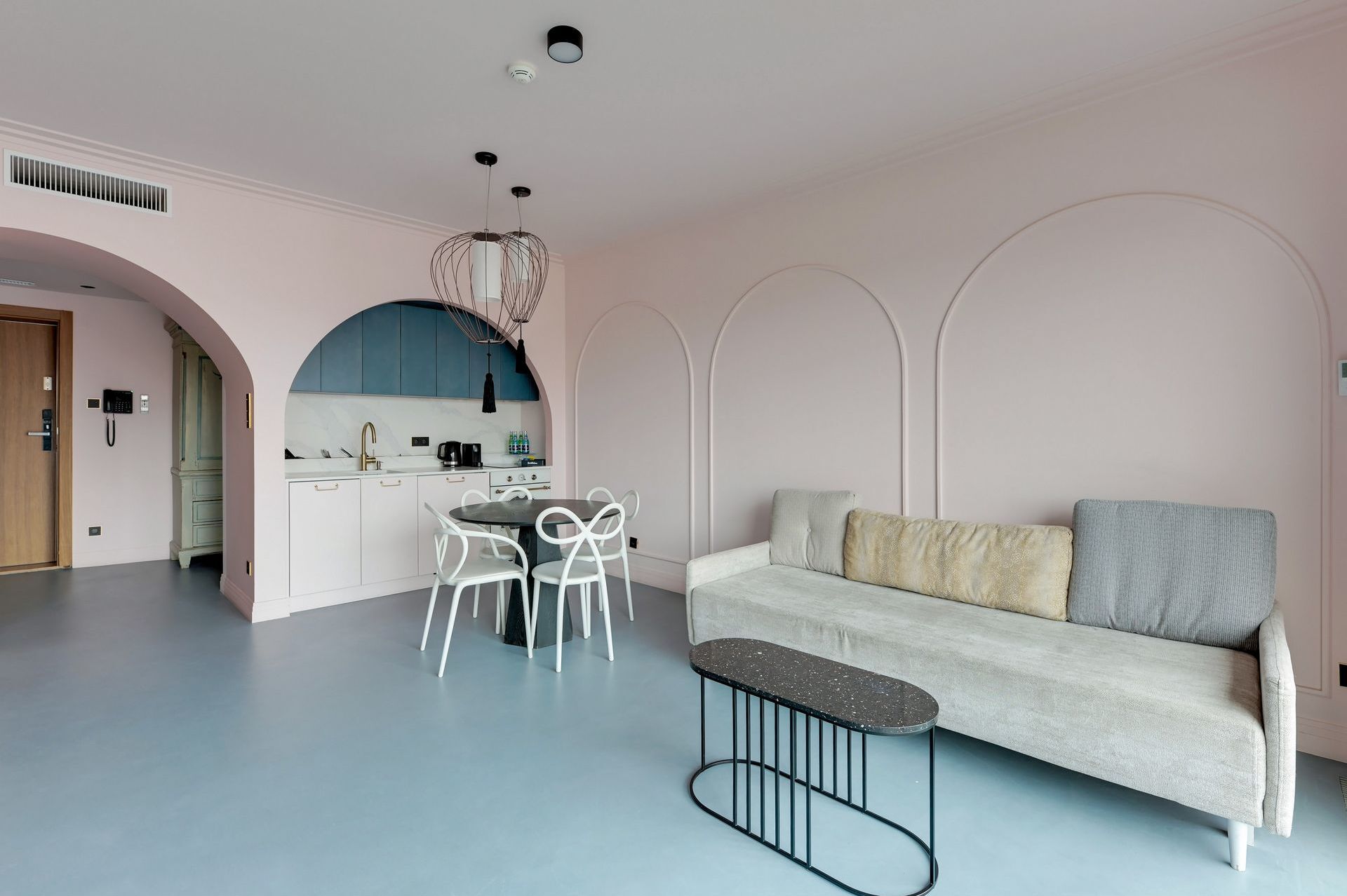 Grand Apartments