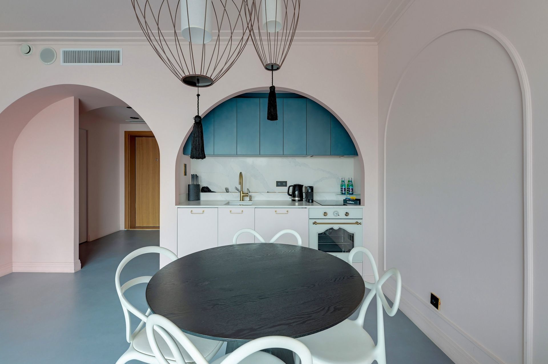 Grand Apartments
