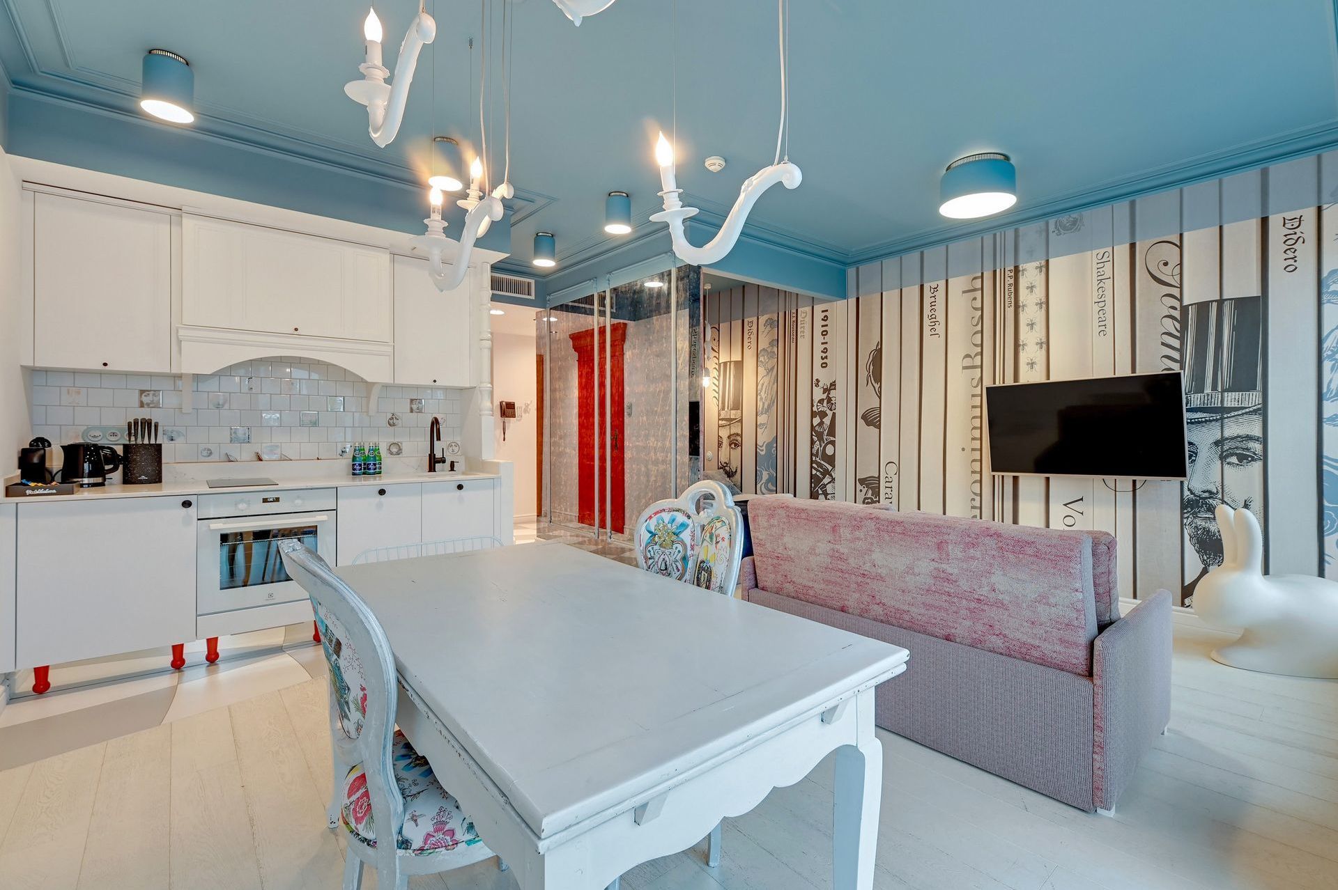 Grand Apartments
