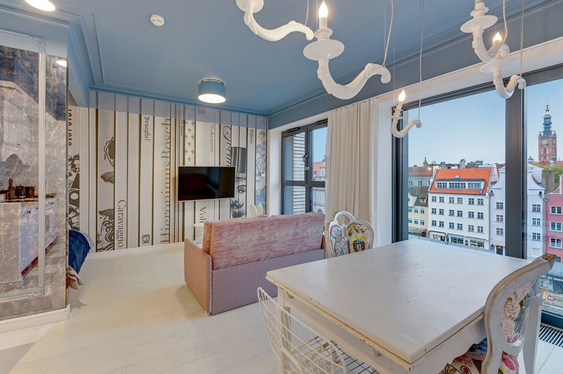 Grand Apartments