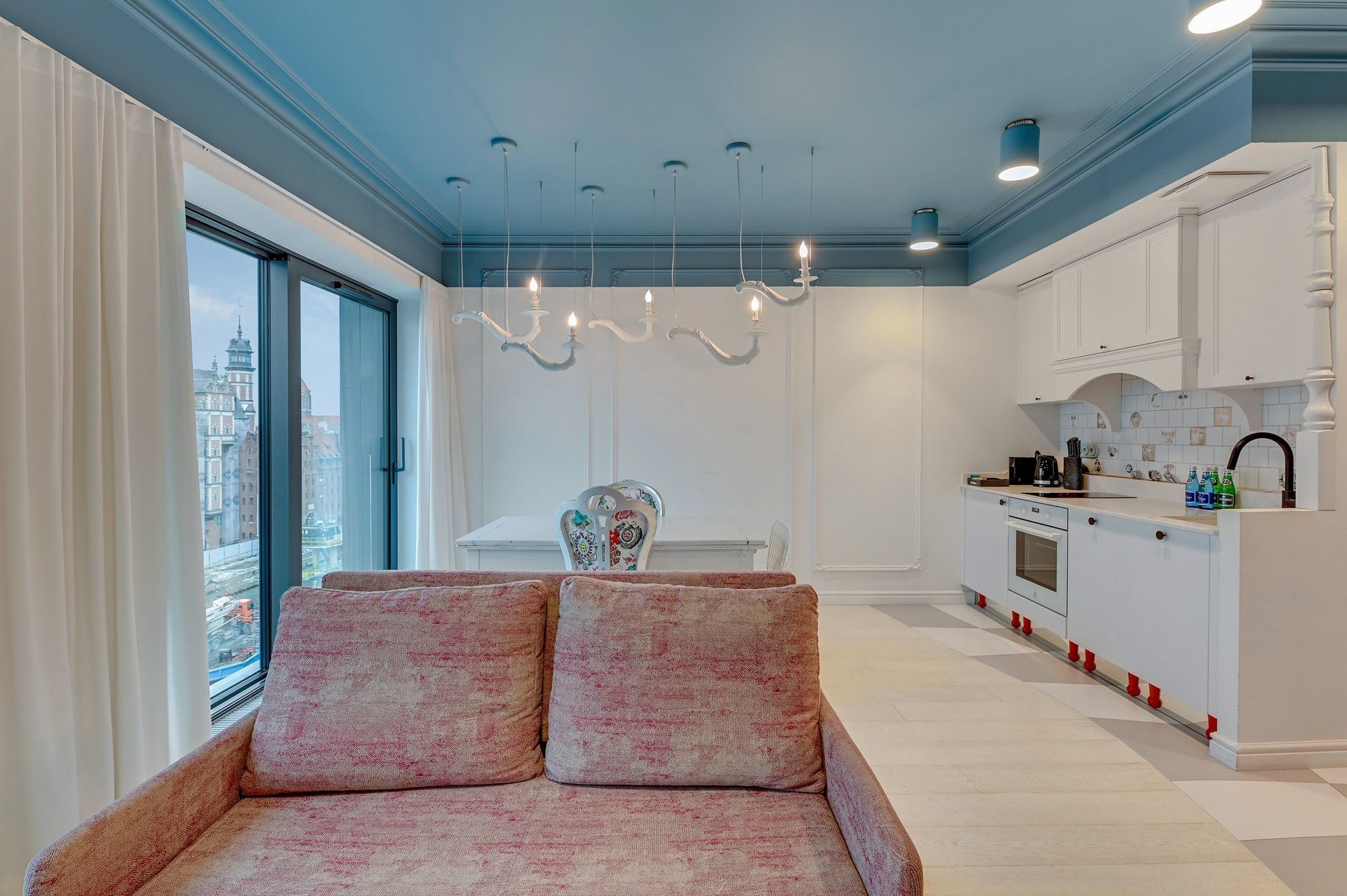 Grand Apartments