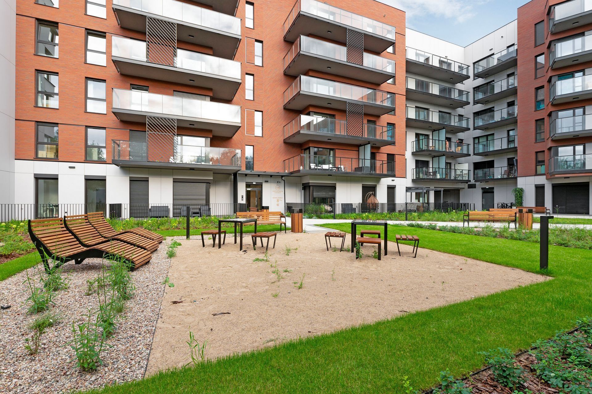 Grand Apartments