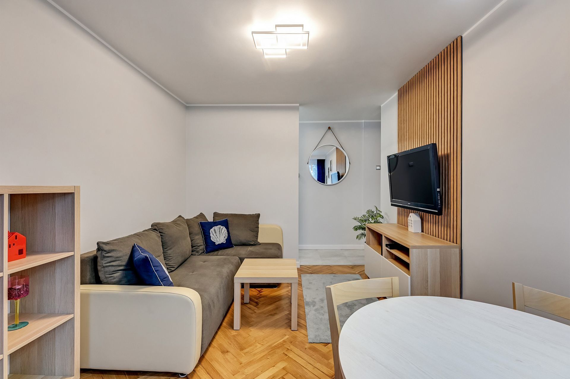 Grand Apartments