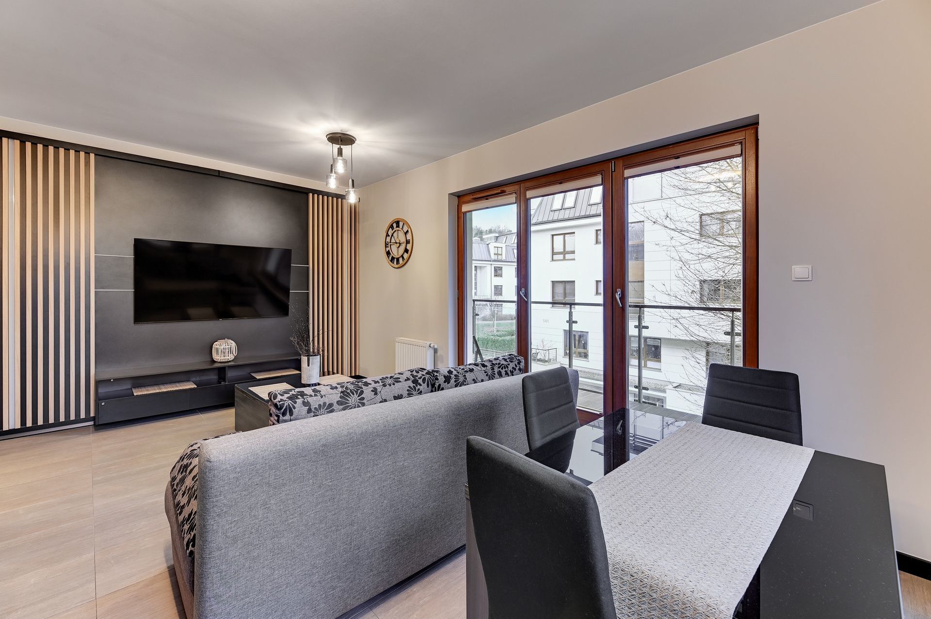 Grand Apartments