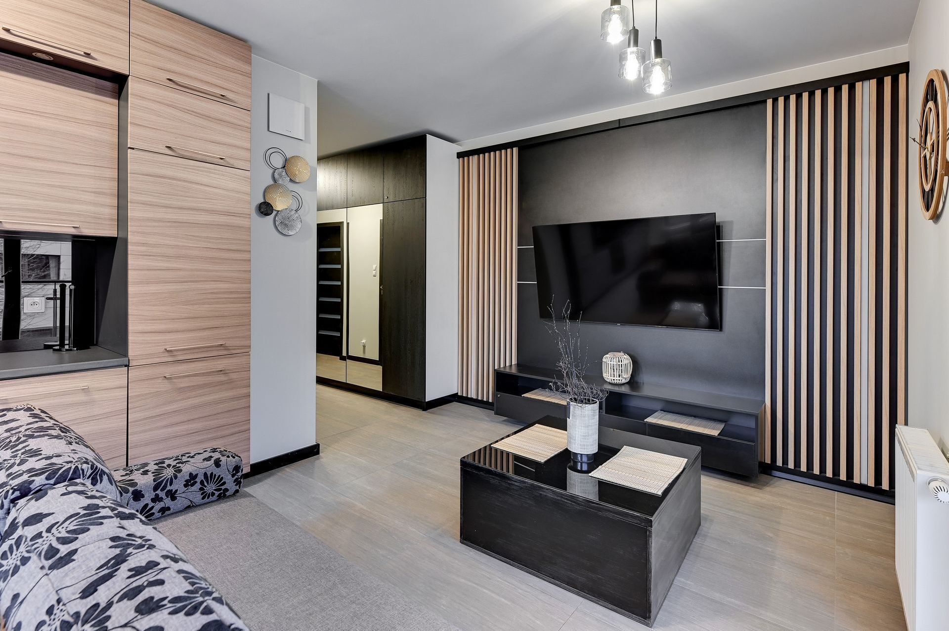Grand Apartments