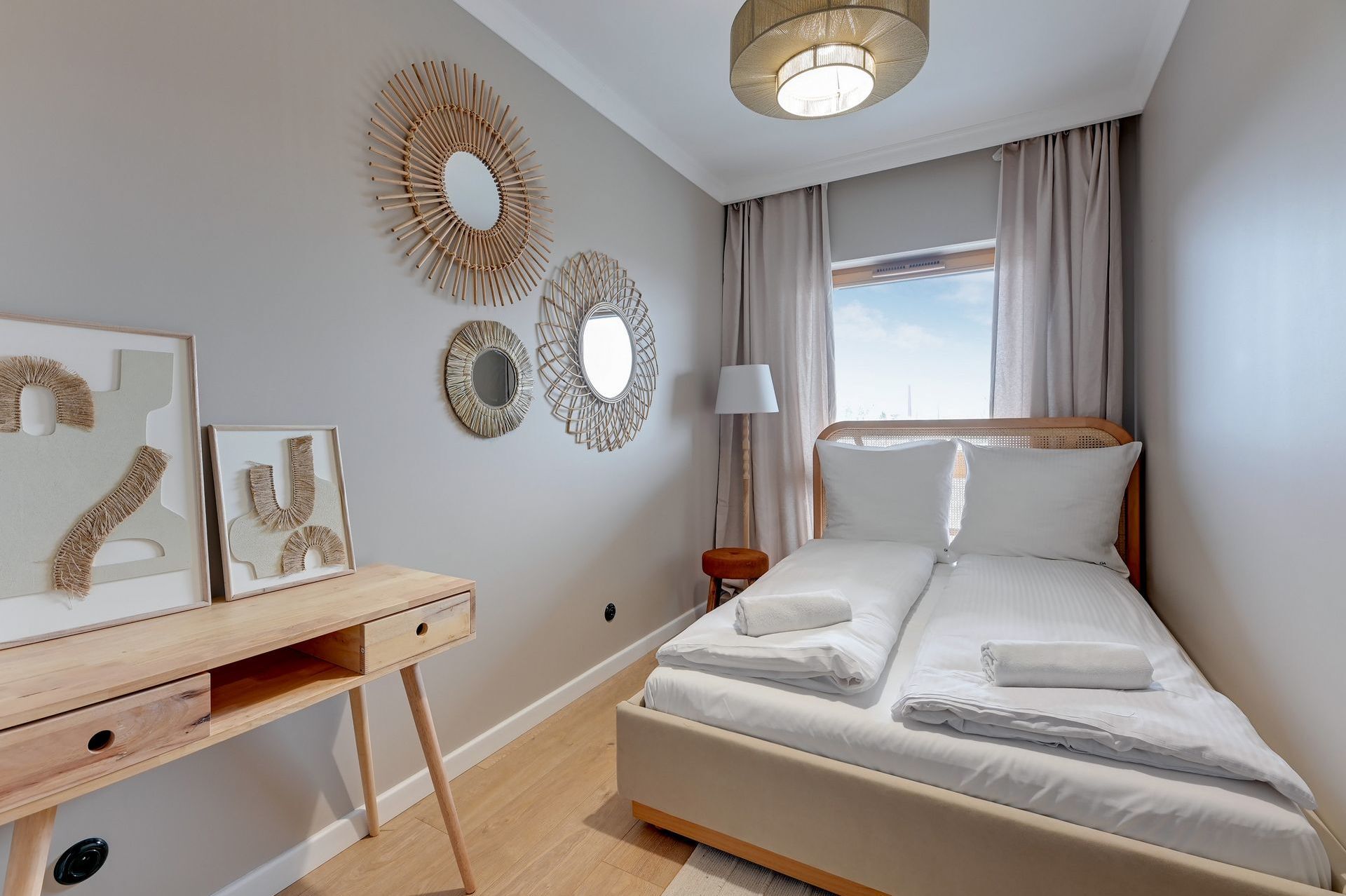 Grand Apartments