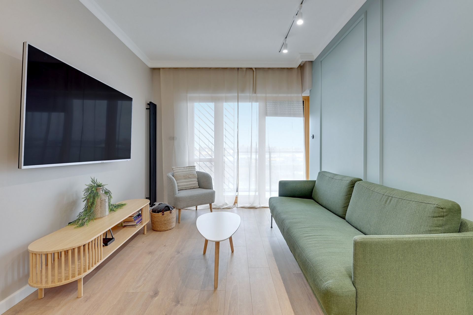 Grand Apartments