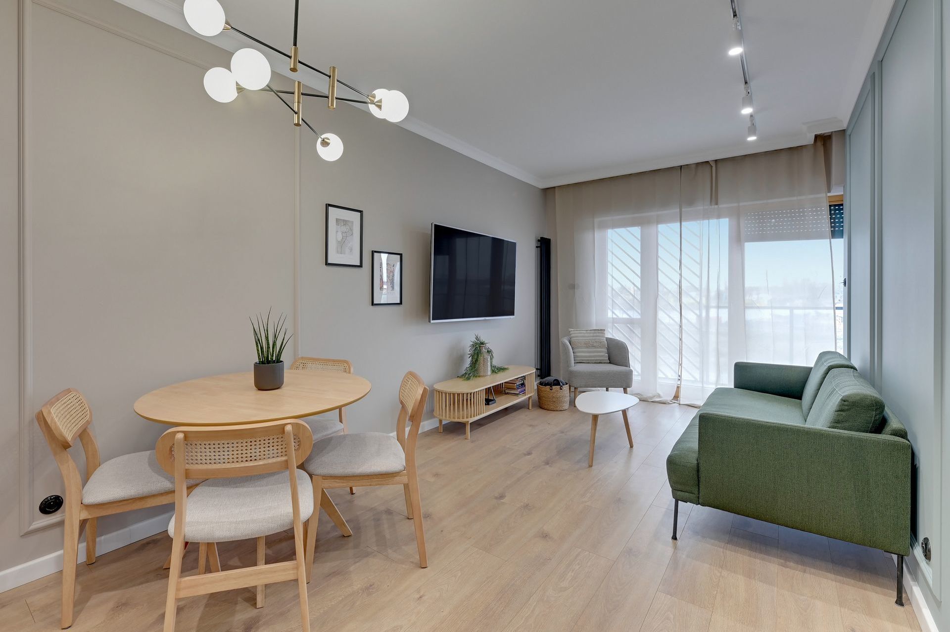 Grand Apartments