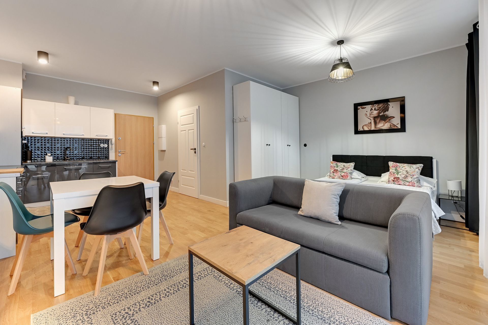 Grand Apartments