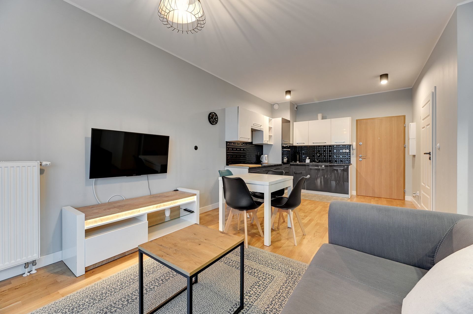 Grand Apartments