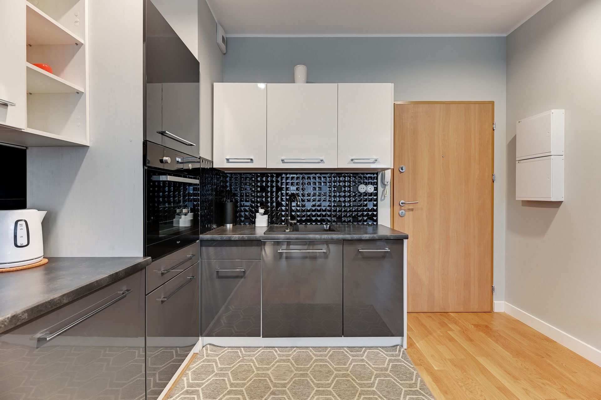 Grand Apartments
