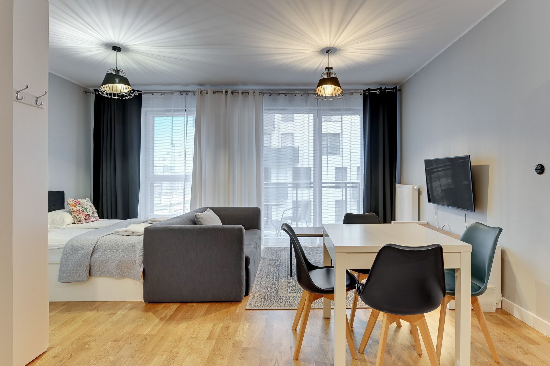 Grand Apartments