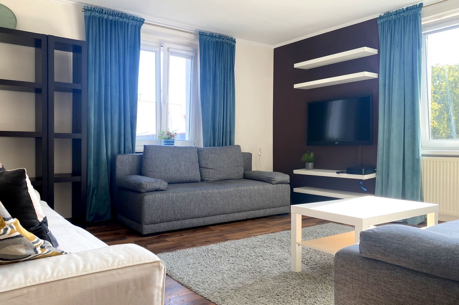 Grand Apartments