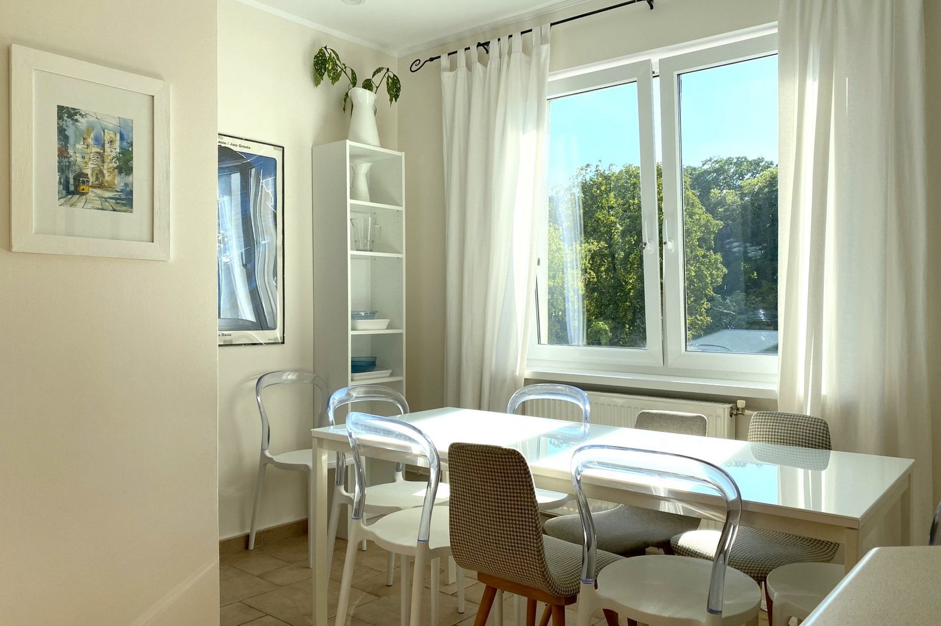 Grand Apartments