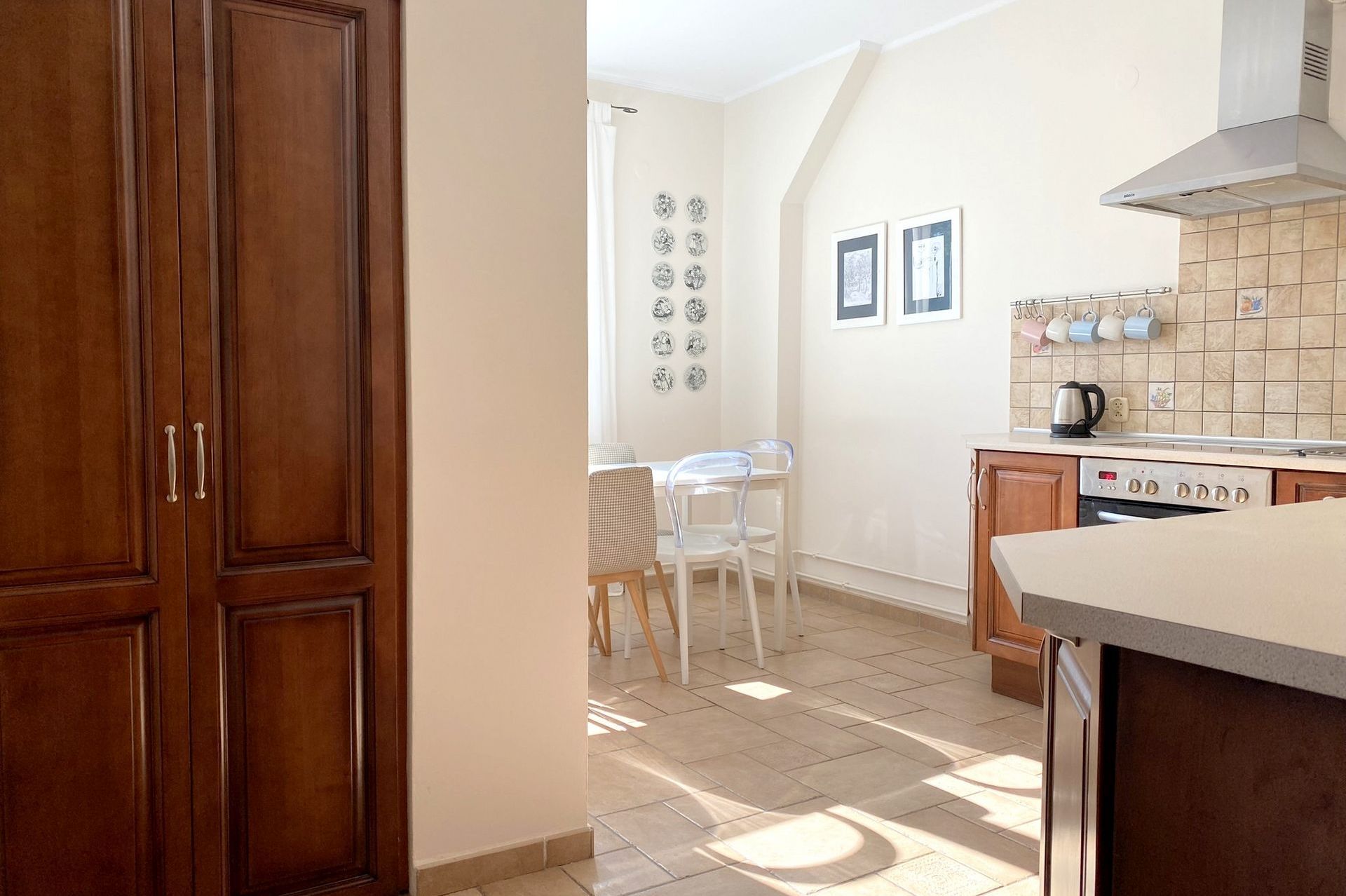 Grand Apartments