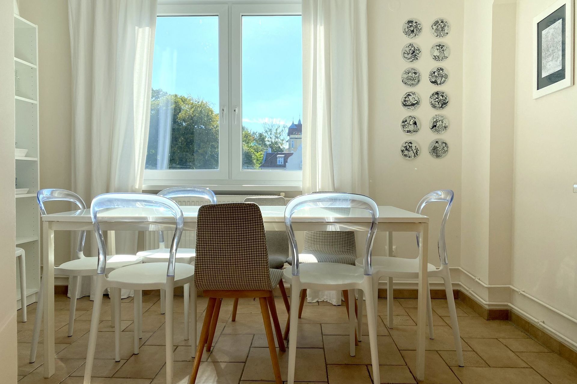 Grand Apartments