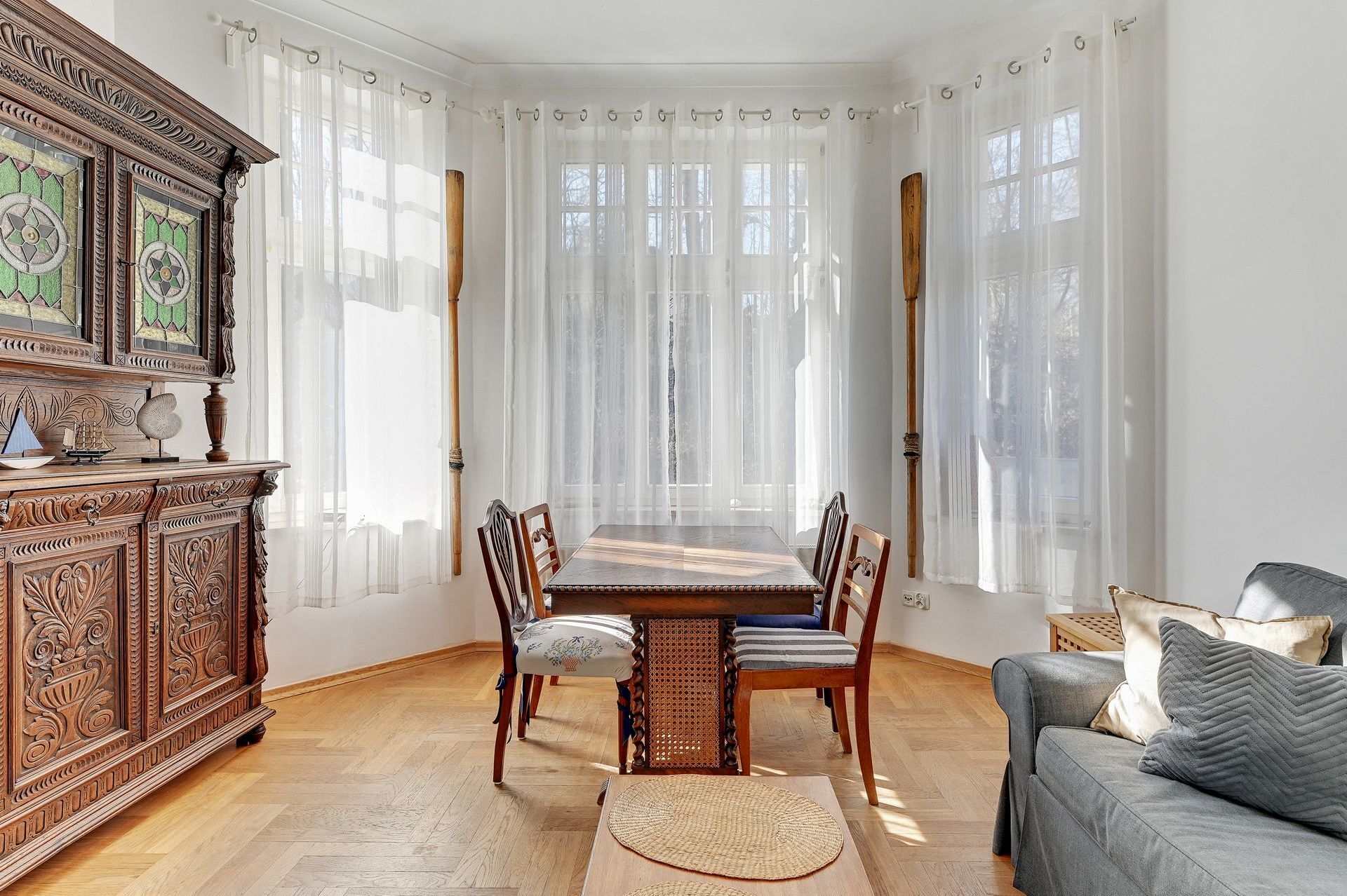 Grand Apartments