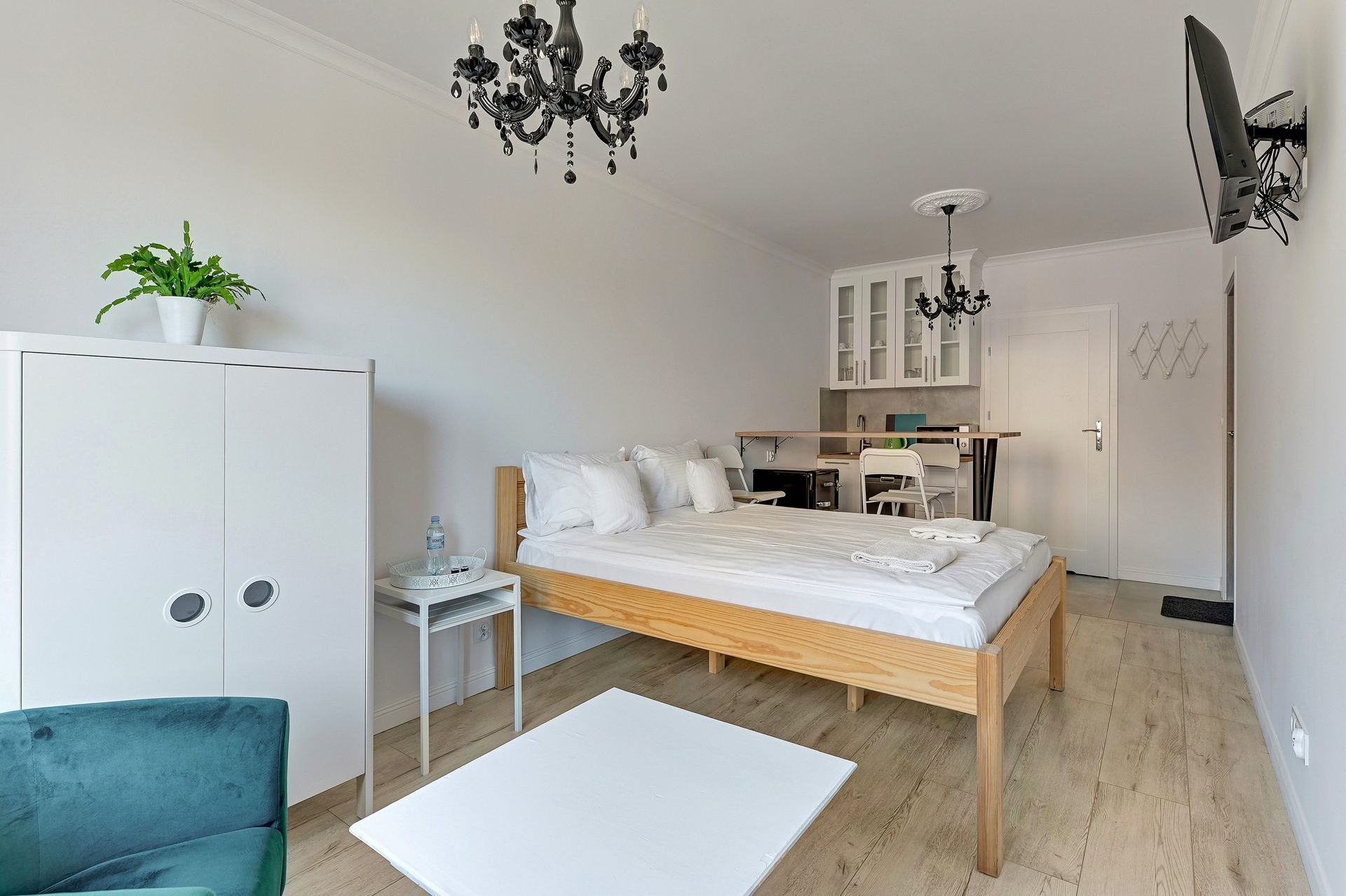 Grand Apartments