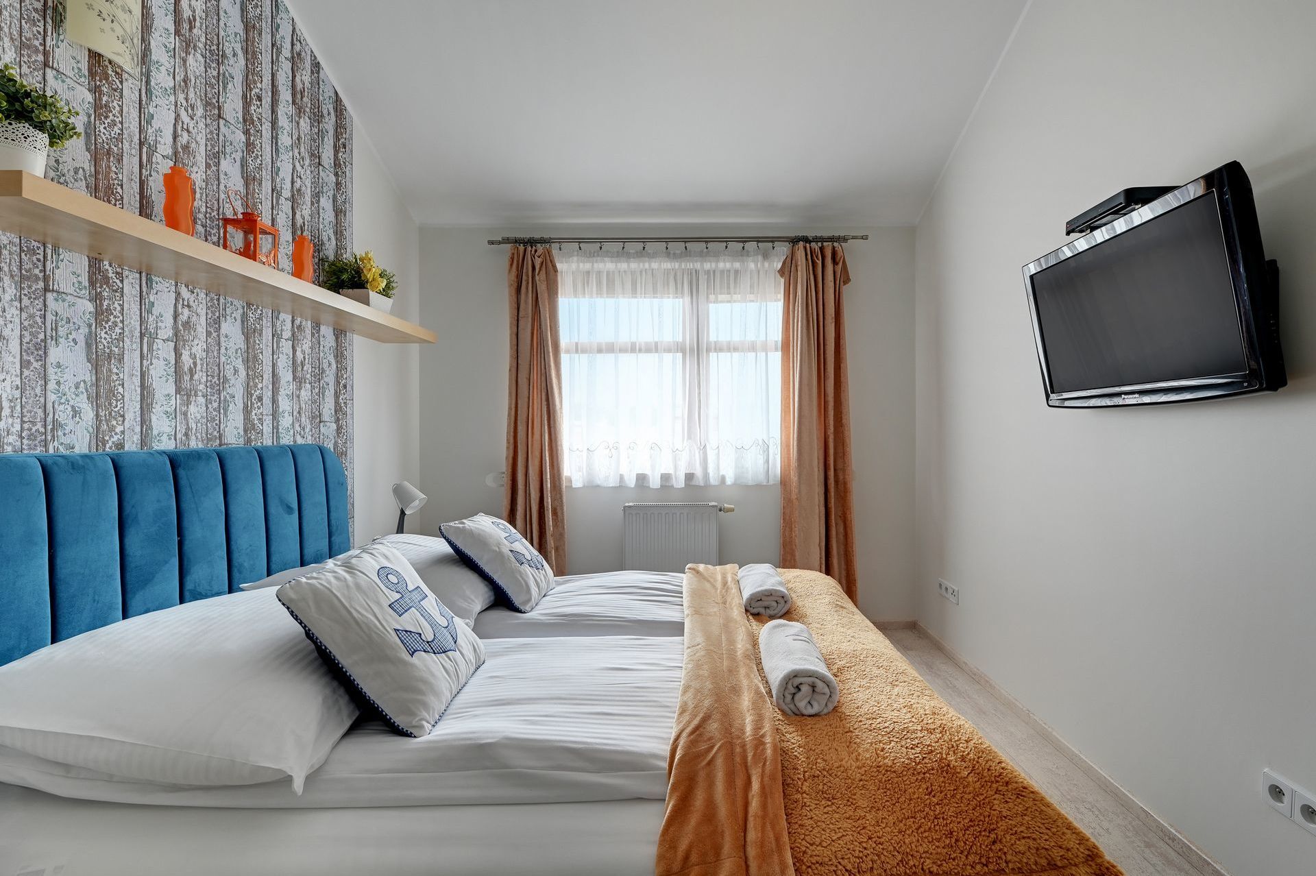 Grand Apartments