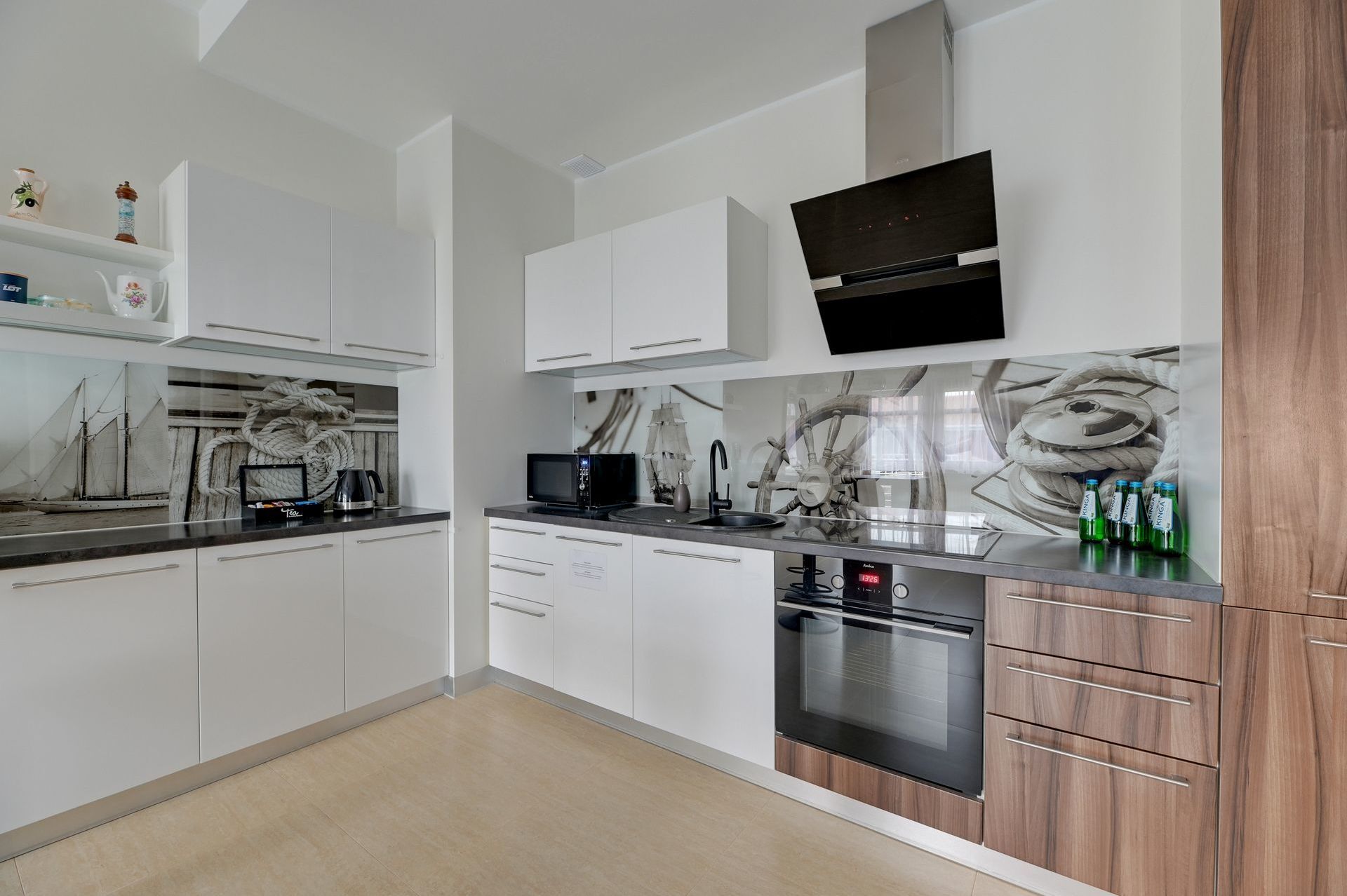 Grand Apartments