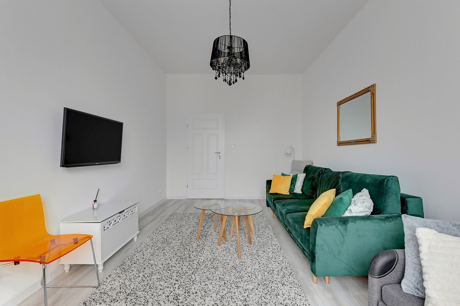 Grand Apartments