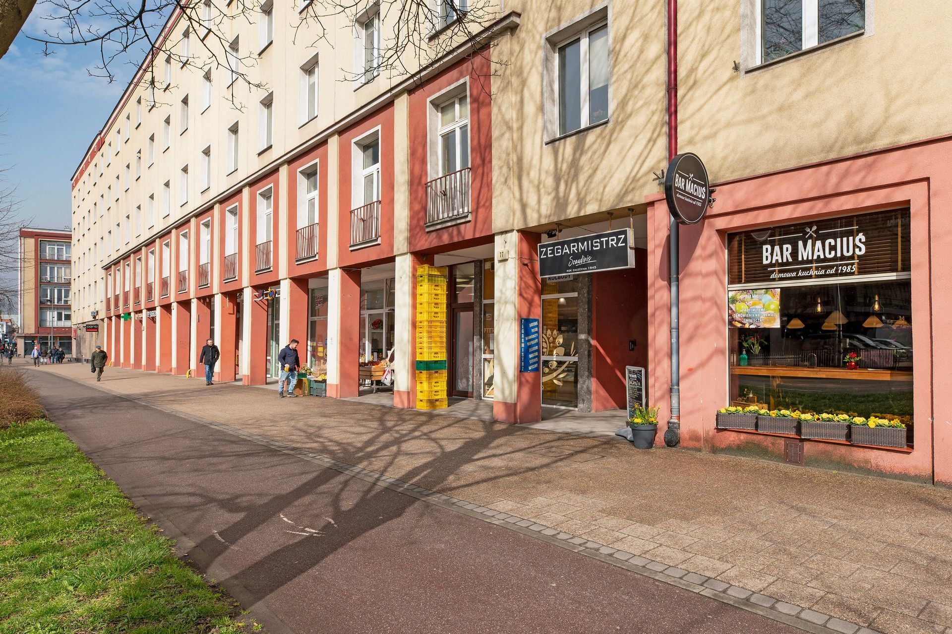 Grand Apartments