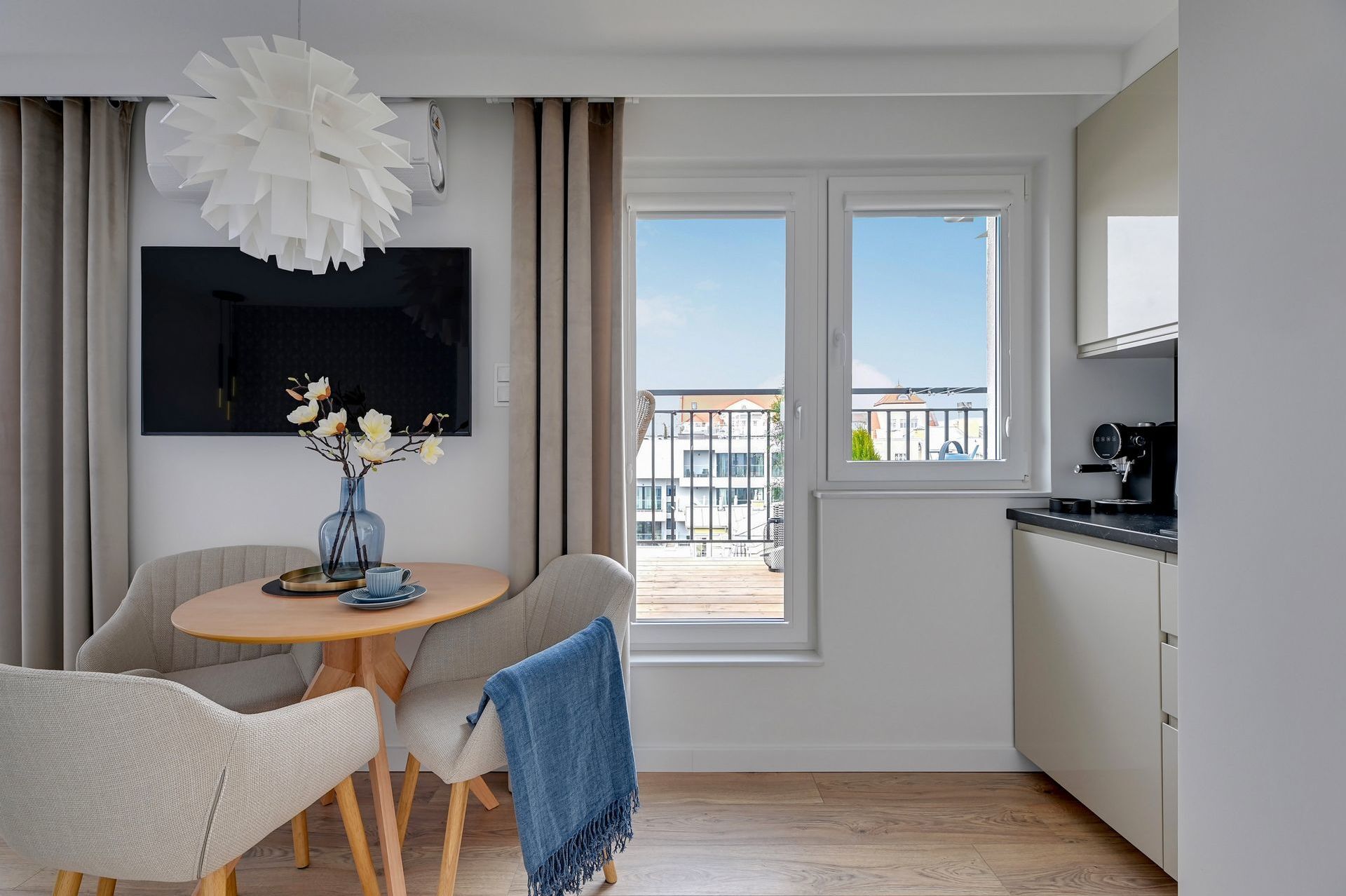 Grand Apartments