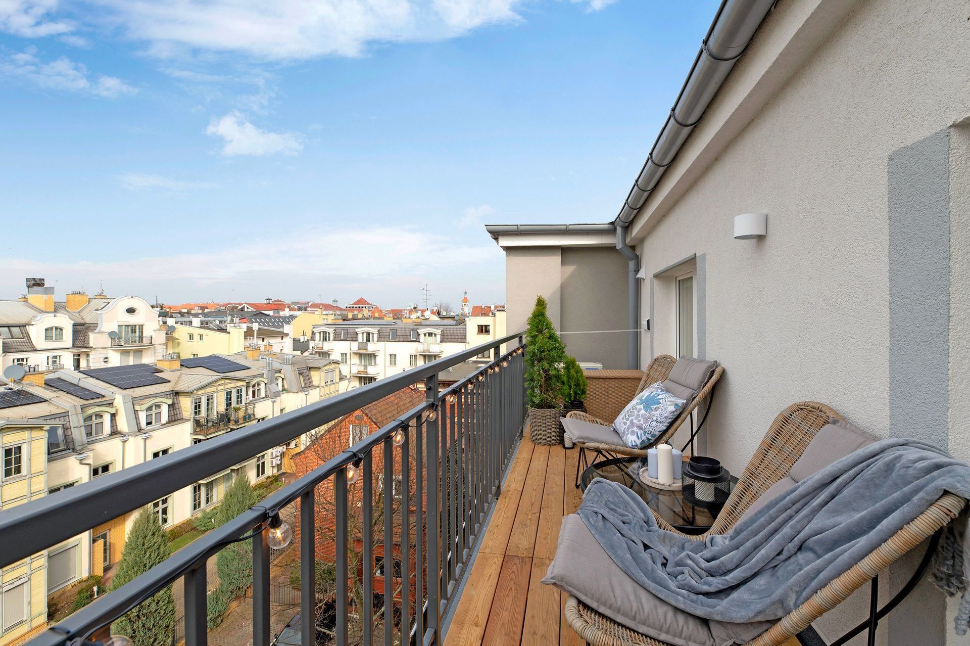 Grand Apartments